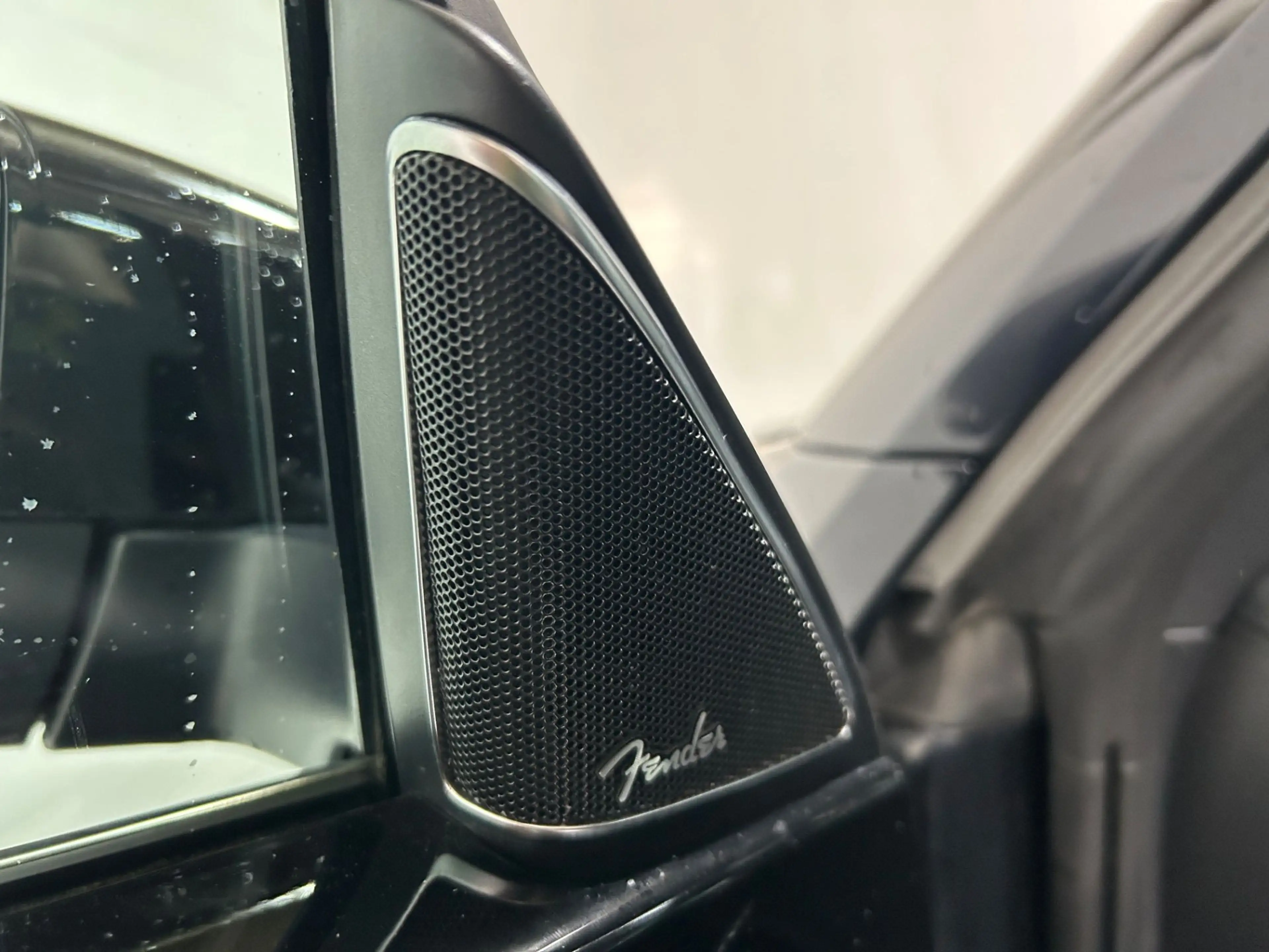 Volkswagen Beetle 2.0 TSI Sport — photo 15