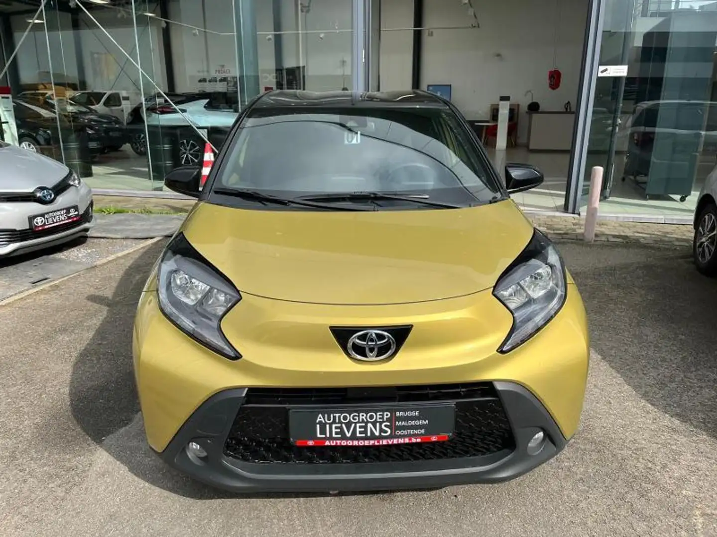 Toyota Aygo X Pulse 1.0Benz MT Or - 2