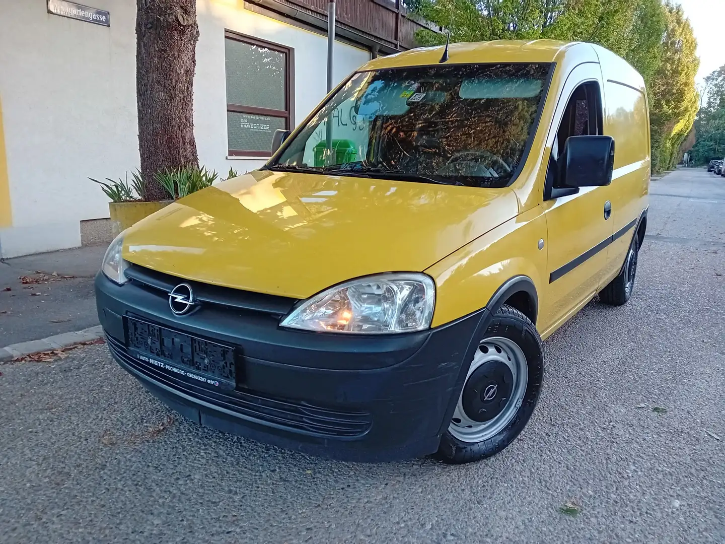 Opel Combo 1,3 CDTI Pickerl ist neu 11.2026 - 1