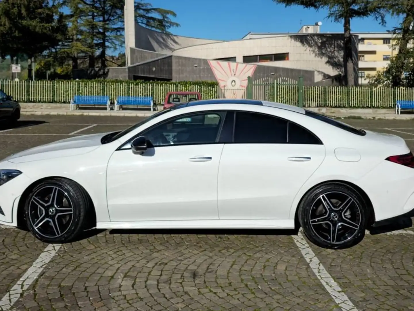 Mercedes-Benz CLA 220 4Matic Premium Bianco - 2