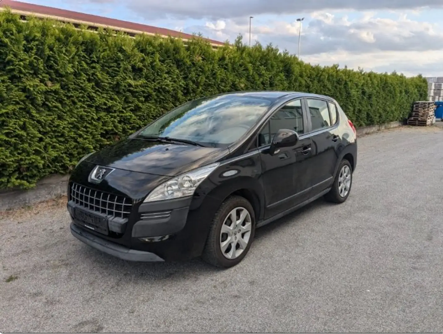 Peugeot 3008 Tendance *73.500KM*Euro5* Schwarz - 1