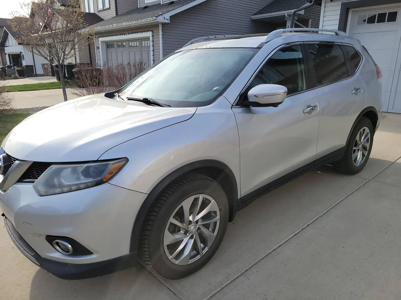 Nissan Rogue снимка Nissan Rogue