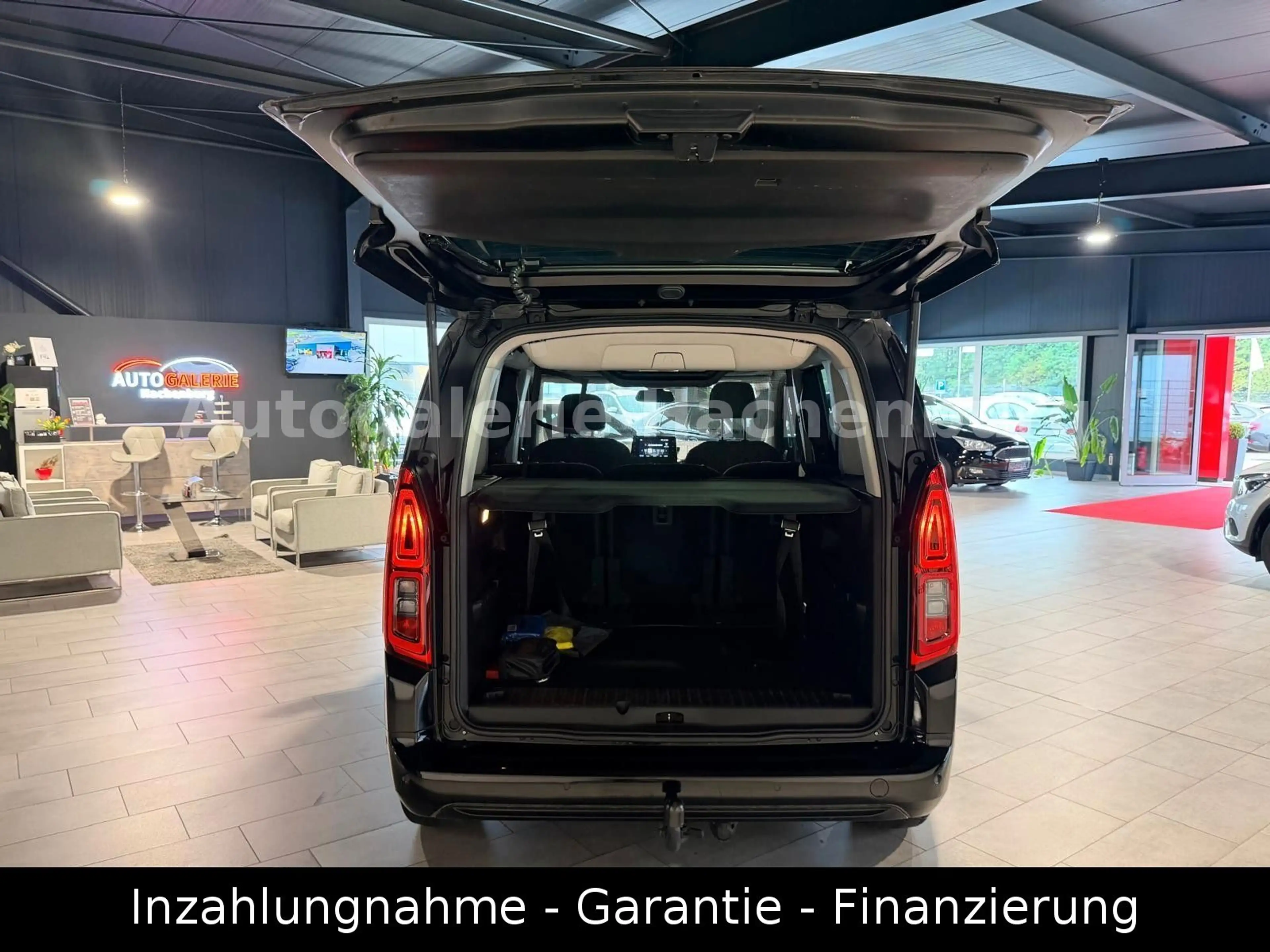 Opel Combo Life E Innovation Autom./NAHEZU VOLL/EU6 — photo 8
