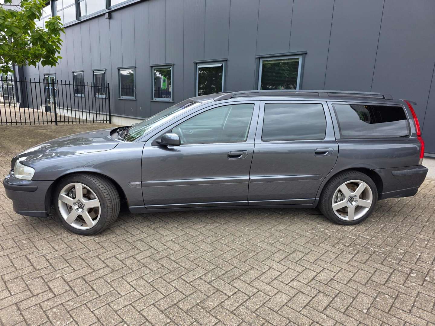 Volvo V70 afbeelding 3