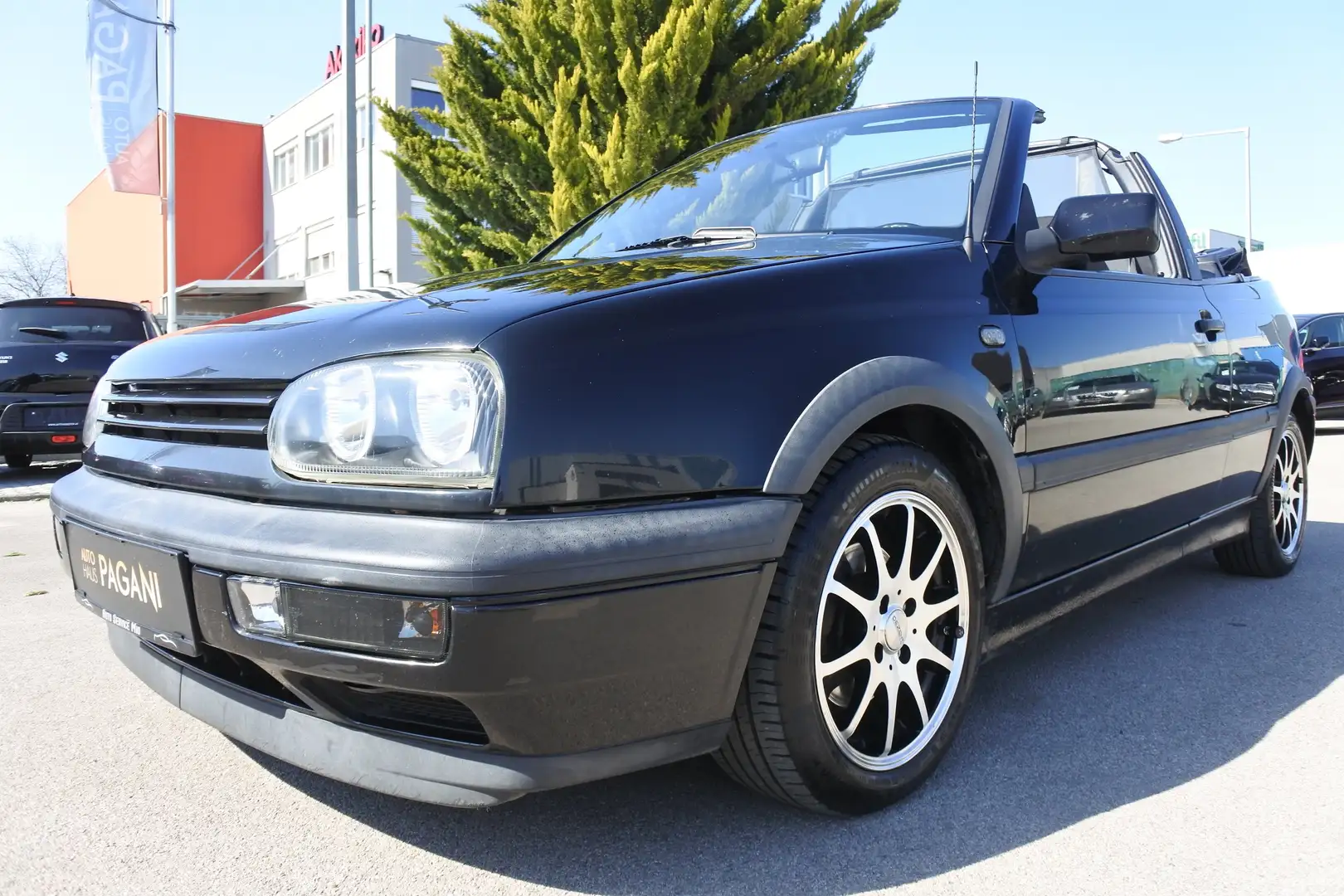 Volkswagen Golf Cabriolet Cabrio Classic Edt. Aut./PICKERL NEU 5/26 Zwart - 1