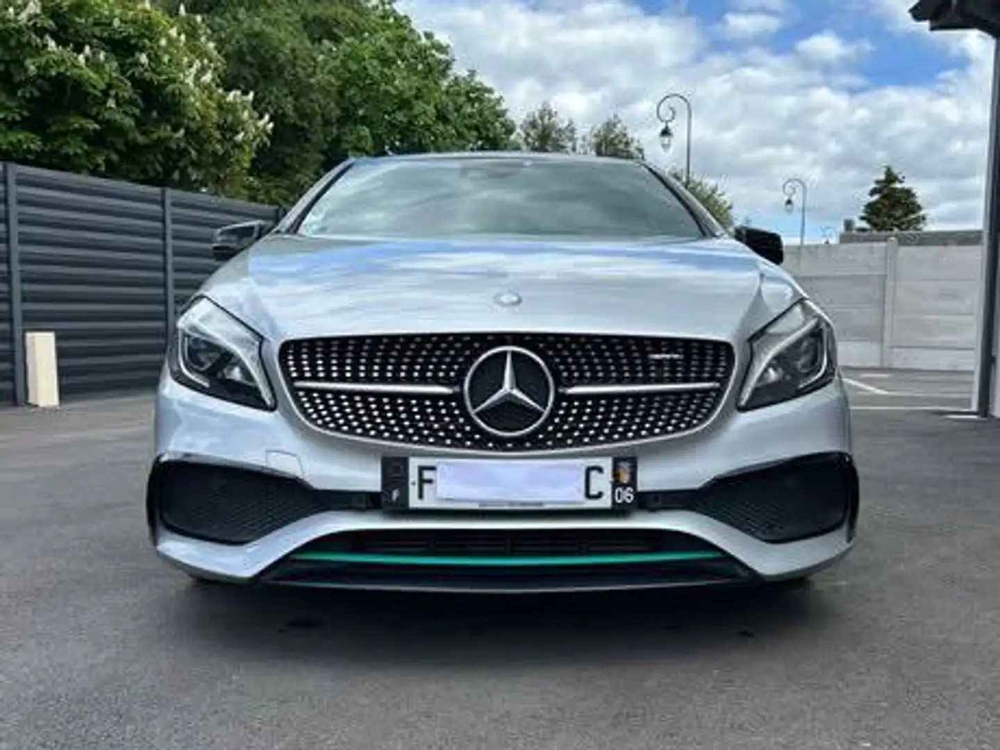 Mercedes-Benz A 250 Classe A 250 7G-DCT Fascination Gris - 2