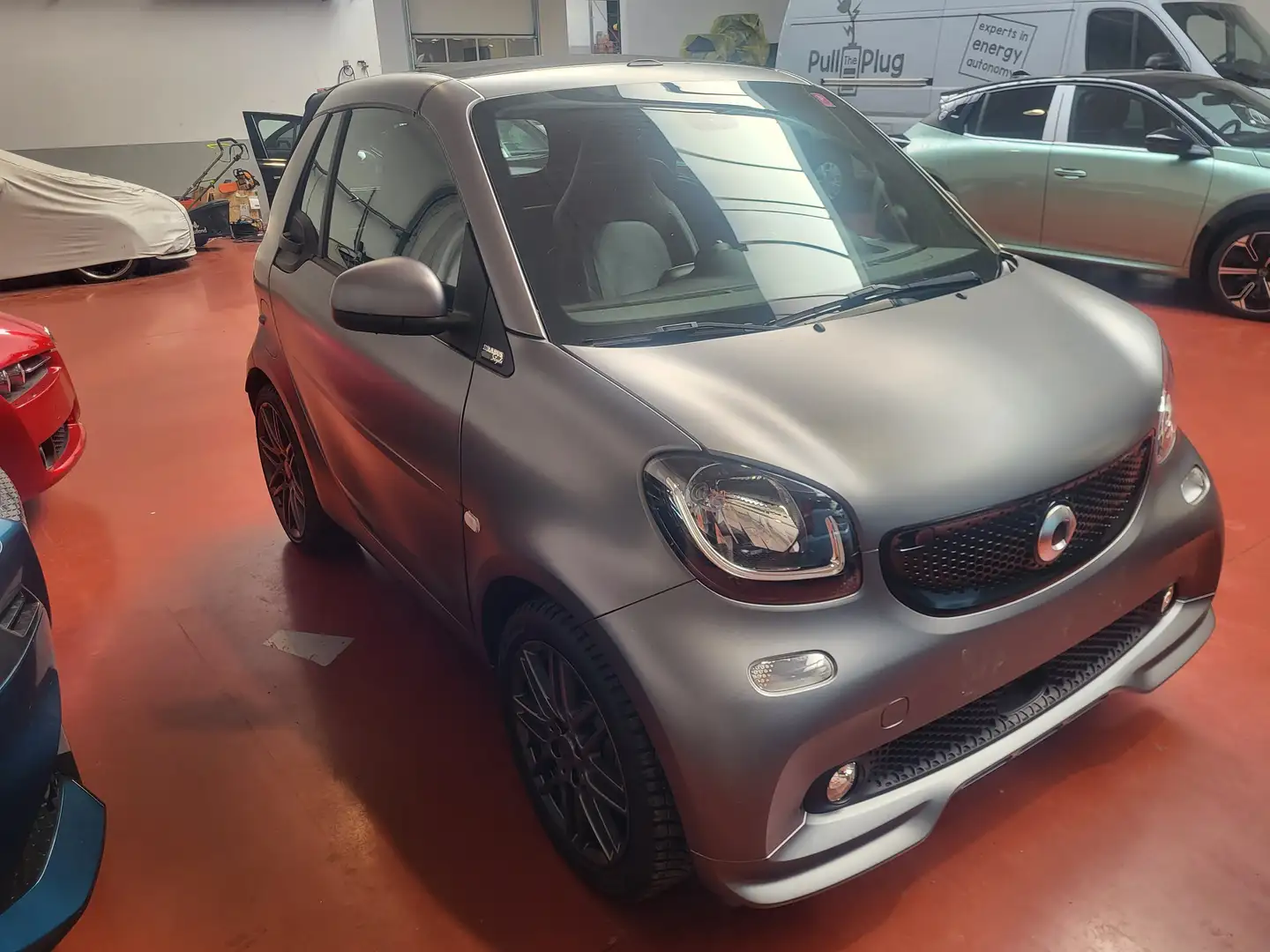 smart brabus Fortwo Cabrio 0.9 Turbo Style DCT (EU6.2) Gris - 2