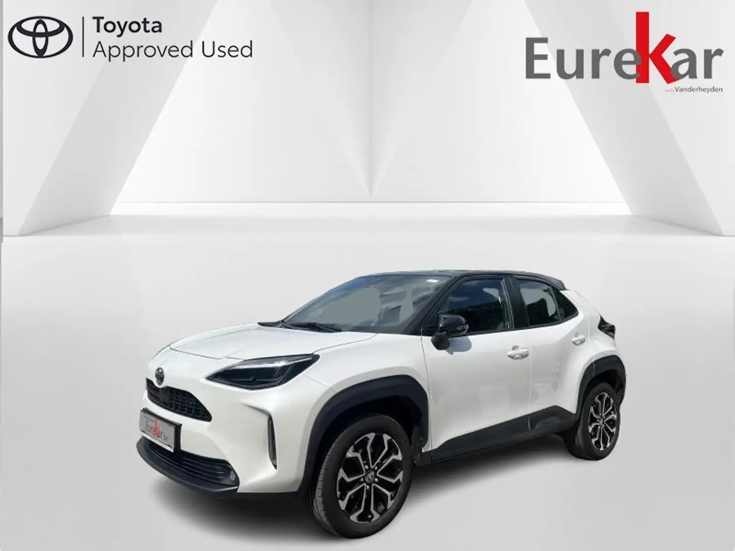 Toyota Yaris Cross 1.5 HYBRID DYNAMIC PLUS BI-TON Wit - 1