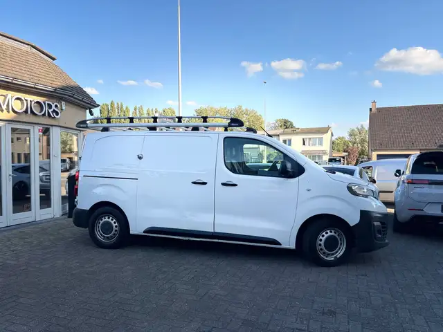 Peugeot Expert view 4