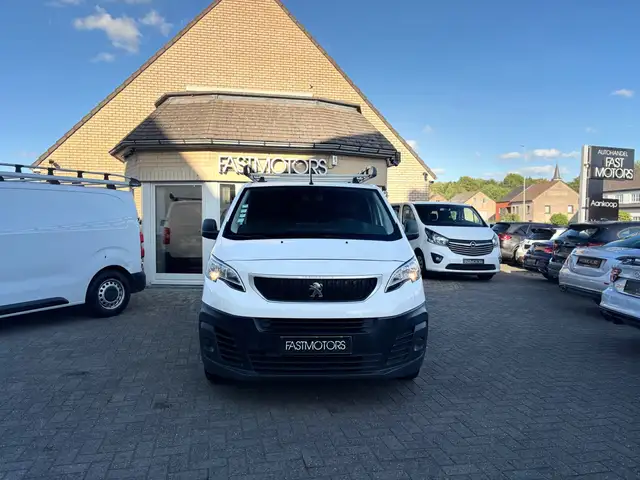 Peugeot Expert view 2