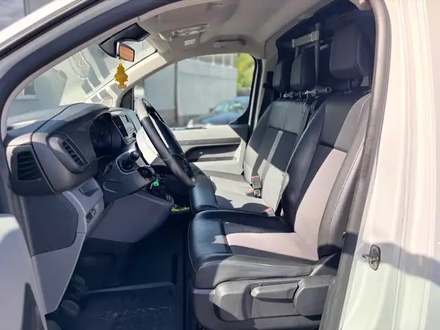 Peugeot Expert view 11