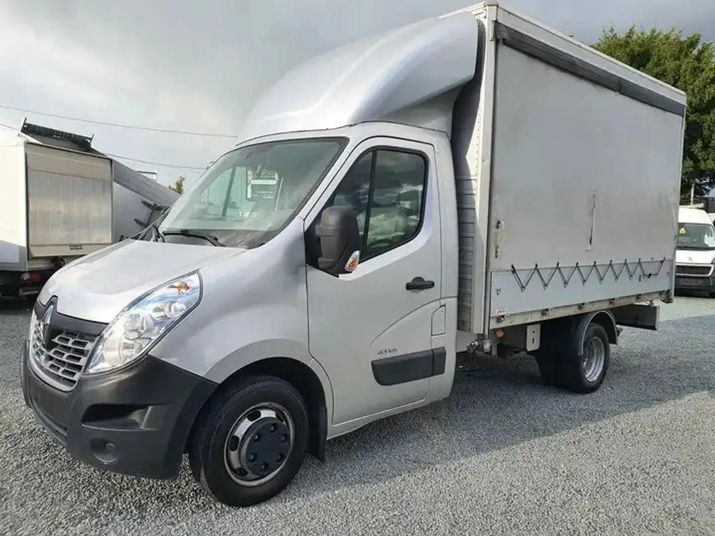 Renault Master caisse baché Argent - 1