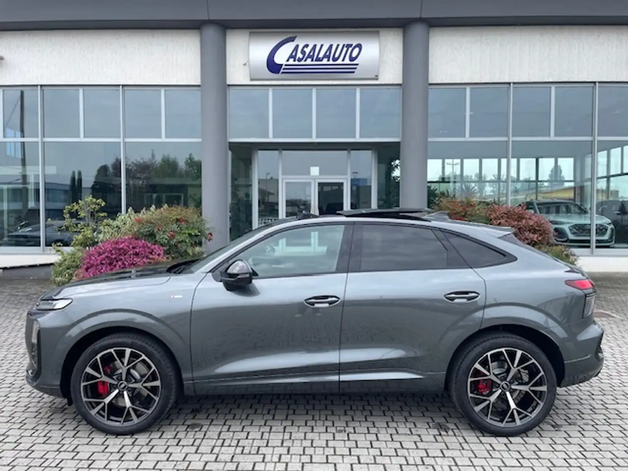 Audi Q3 SPB Sportback S Line Edition TFSI quattro S Tronic 2