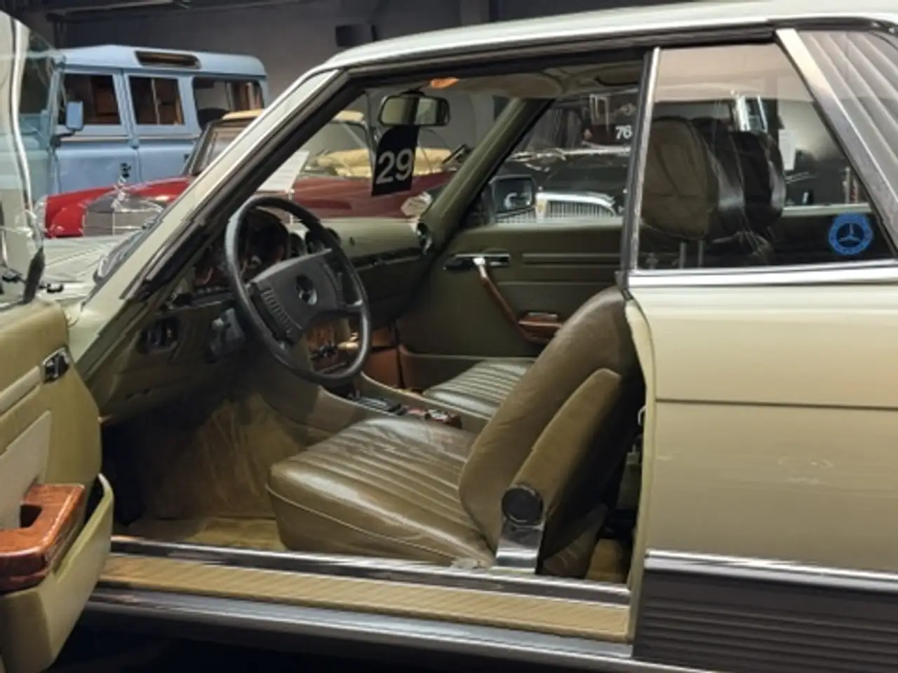 Mercedes-Benz SLC 450 volle Historie, Sammlungszustand, SD, Sportfahwerk, foto 11