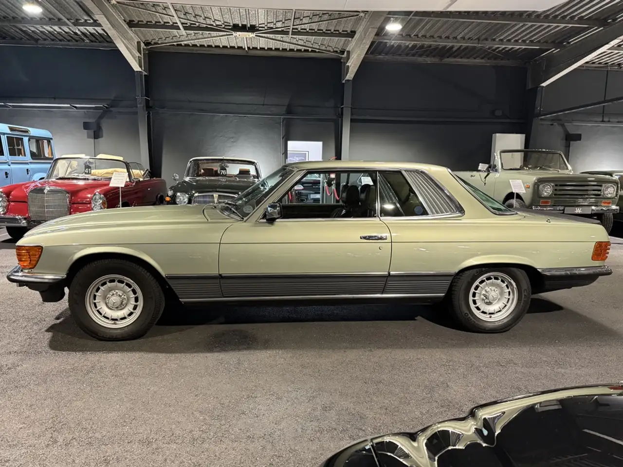 Mercedes-Benz SLC 450 volle Historie, Sammlungszustand, SD, Sportfahwerk, foto 5