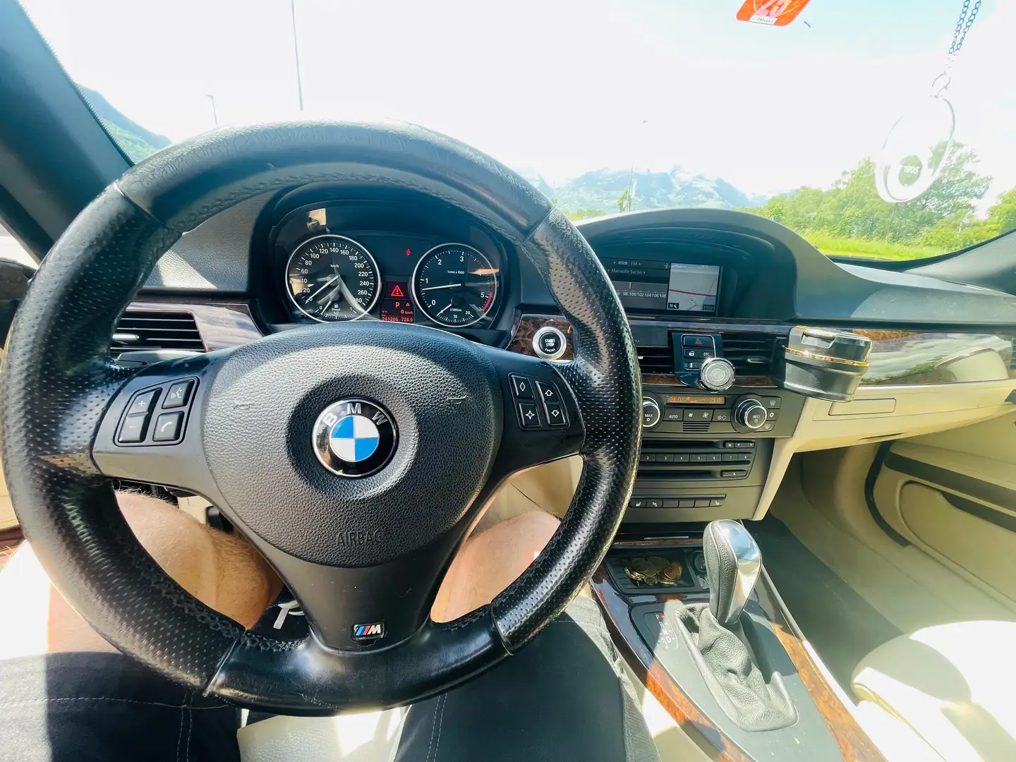 BMW 325 325d Coupé Aut. Schwarz - 2