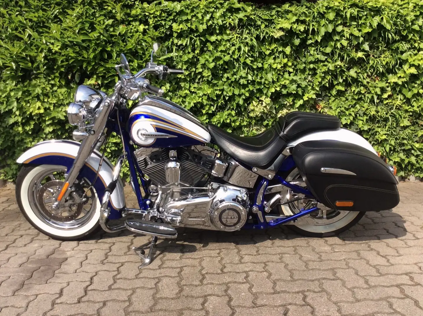 Harley-Davidson Softail Deluxe CVO 110 Wit - 2