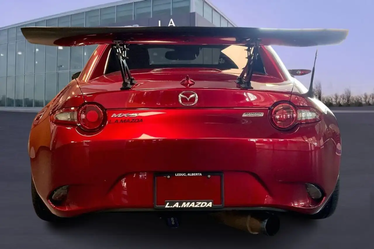 Mazda MX-5 Miata снимка Mazda MX-5 Miata