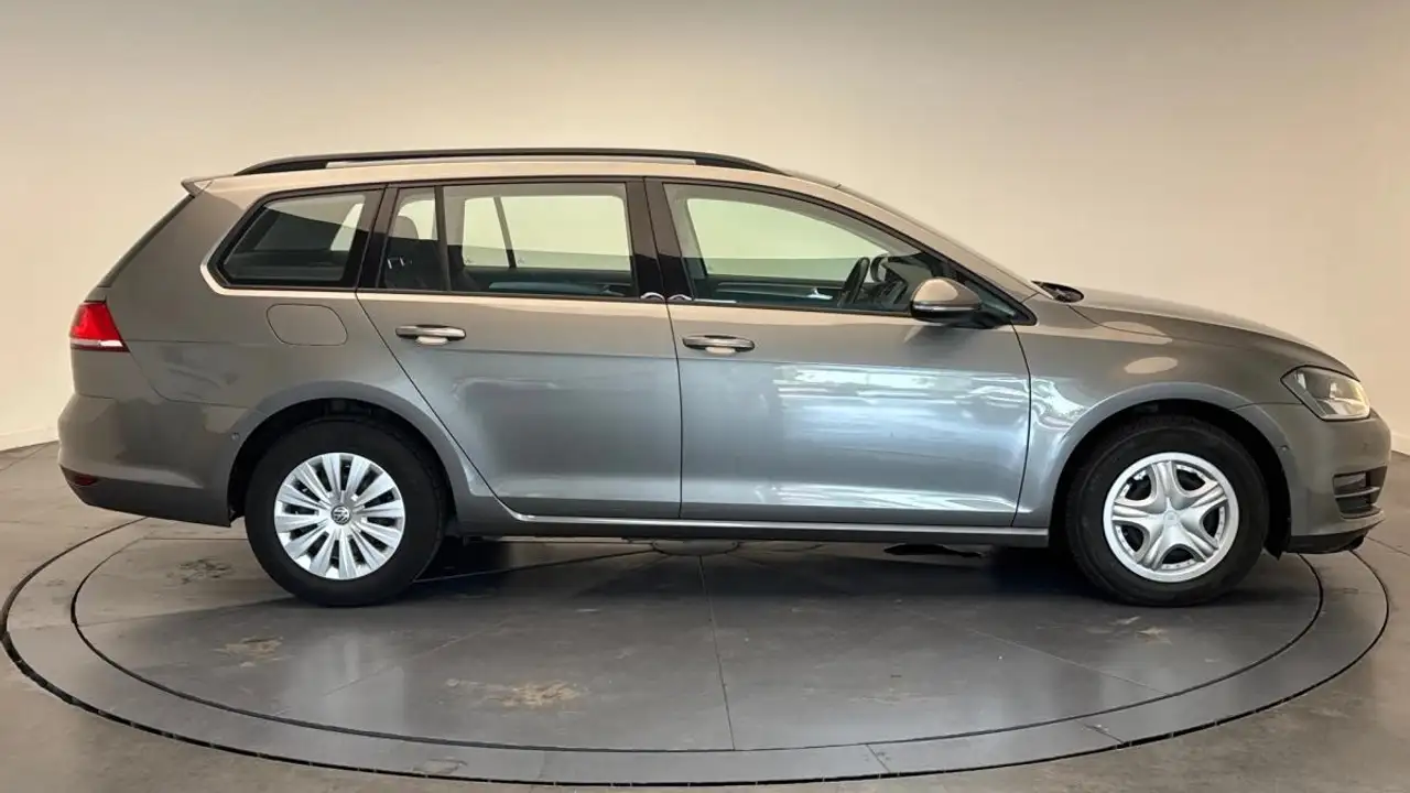 Volkswagen Golf Standard Model — photo 5