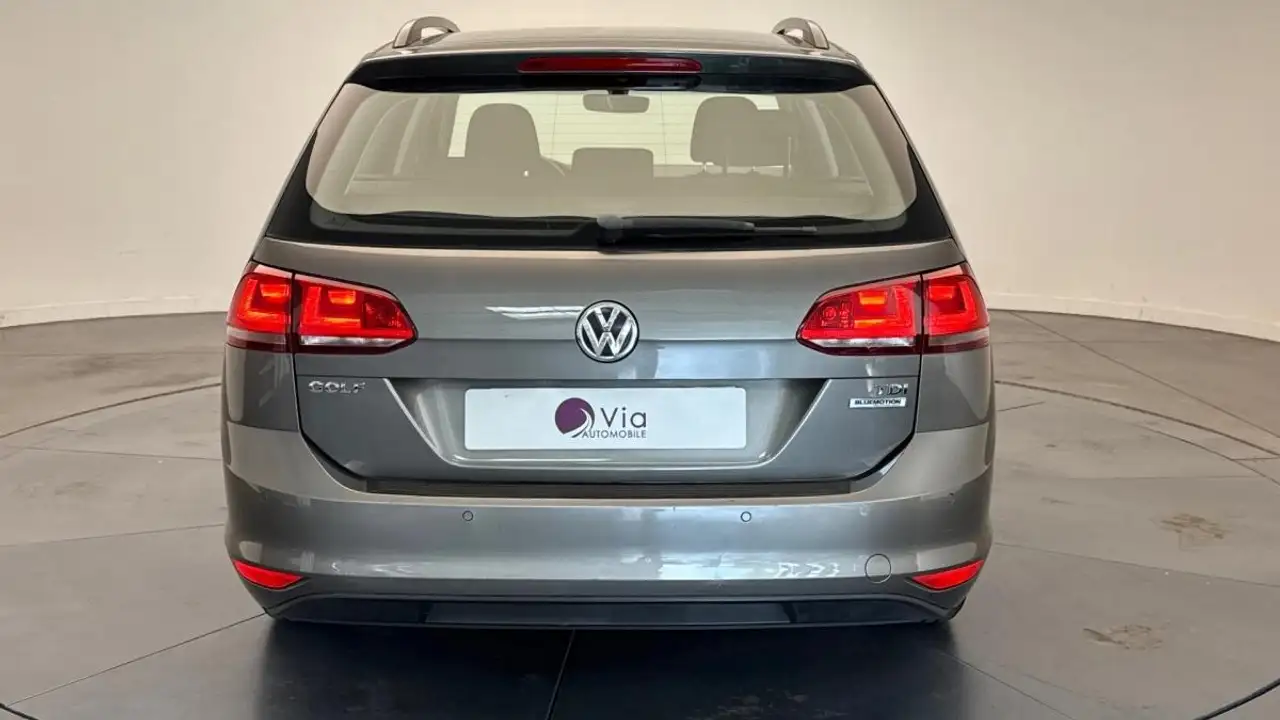 Volkswagen Golf Standard Model — photo 7