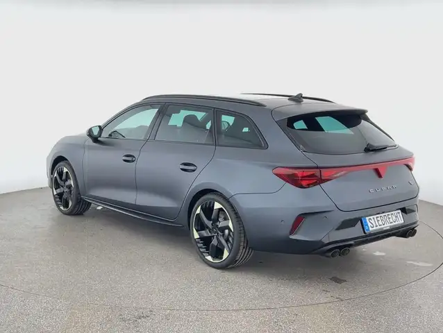 Cupra Leon view 5