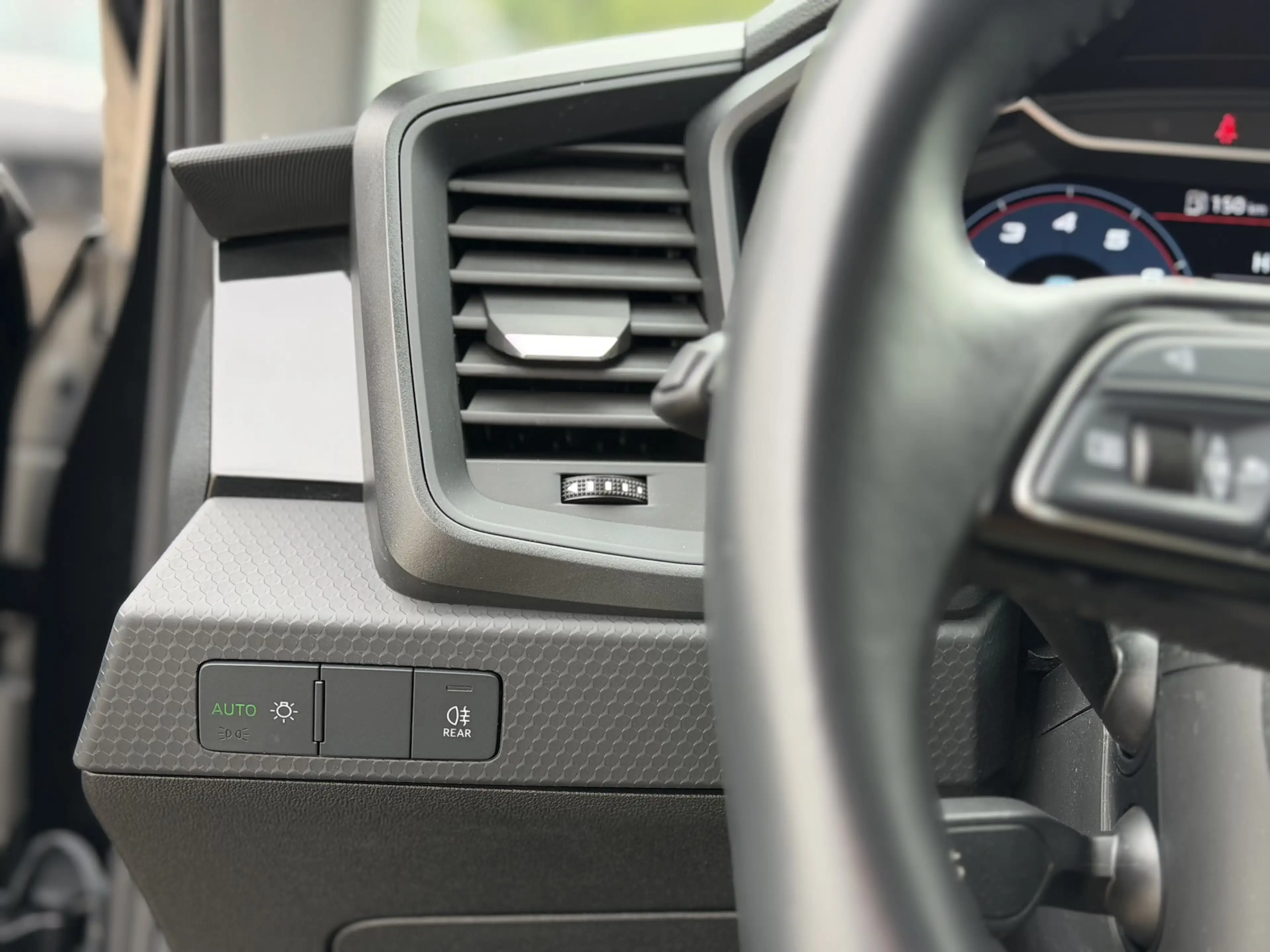 Audi A1 Sportback 25 TFSI|Virtual|A/c|CarPlay|LaneAssist — photo 14