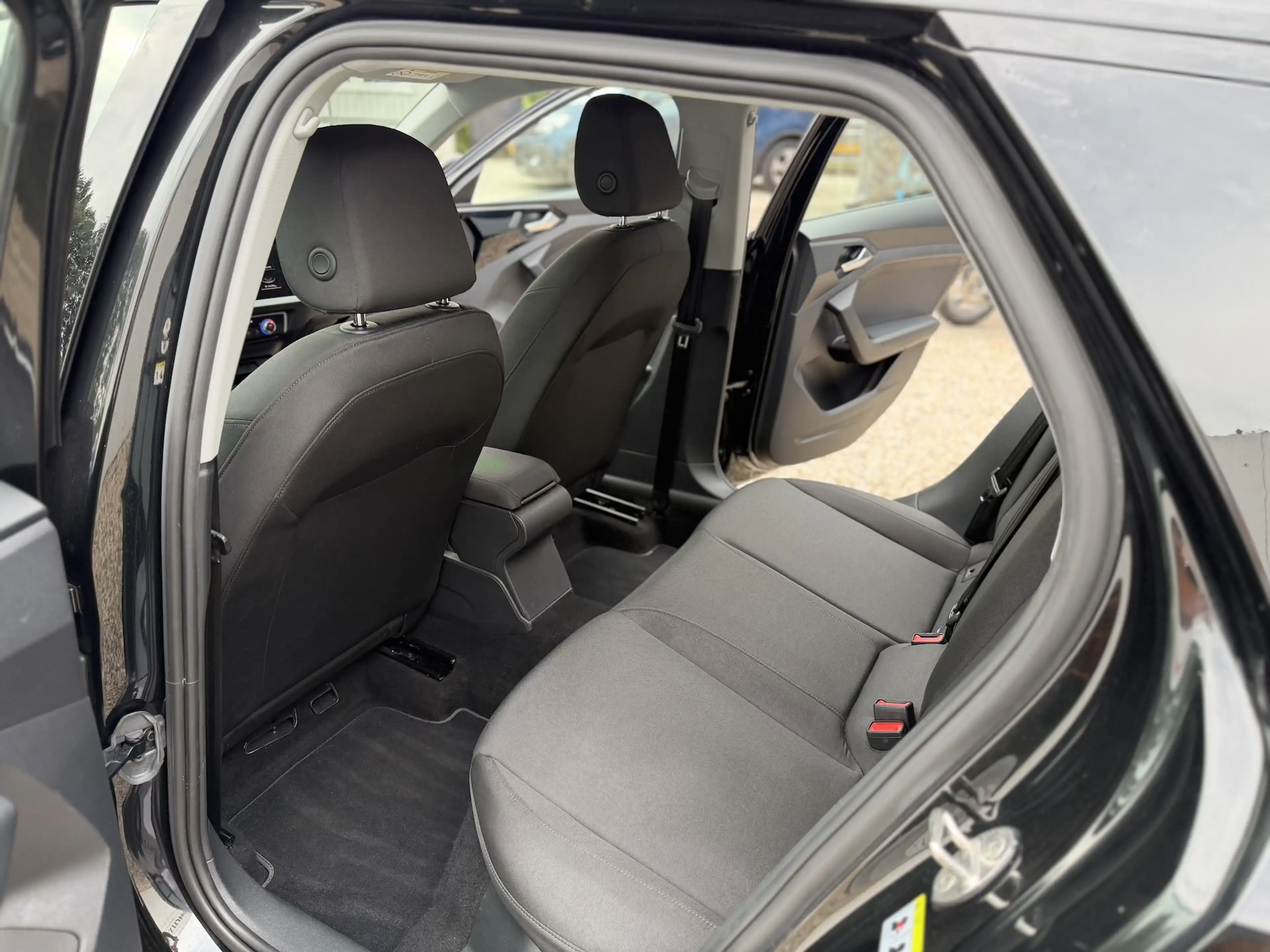 Audi A1 Sportback 25 TFSI|Virtual|A/c|CarPlay|LaneAssist — photo 11