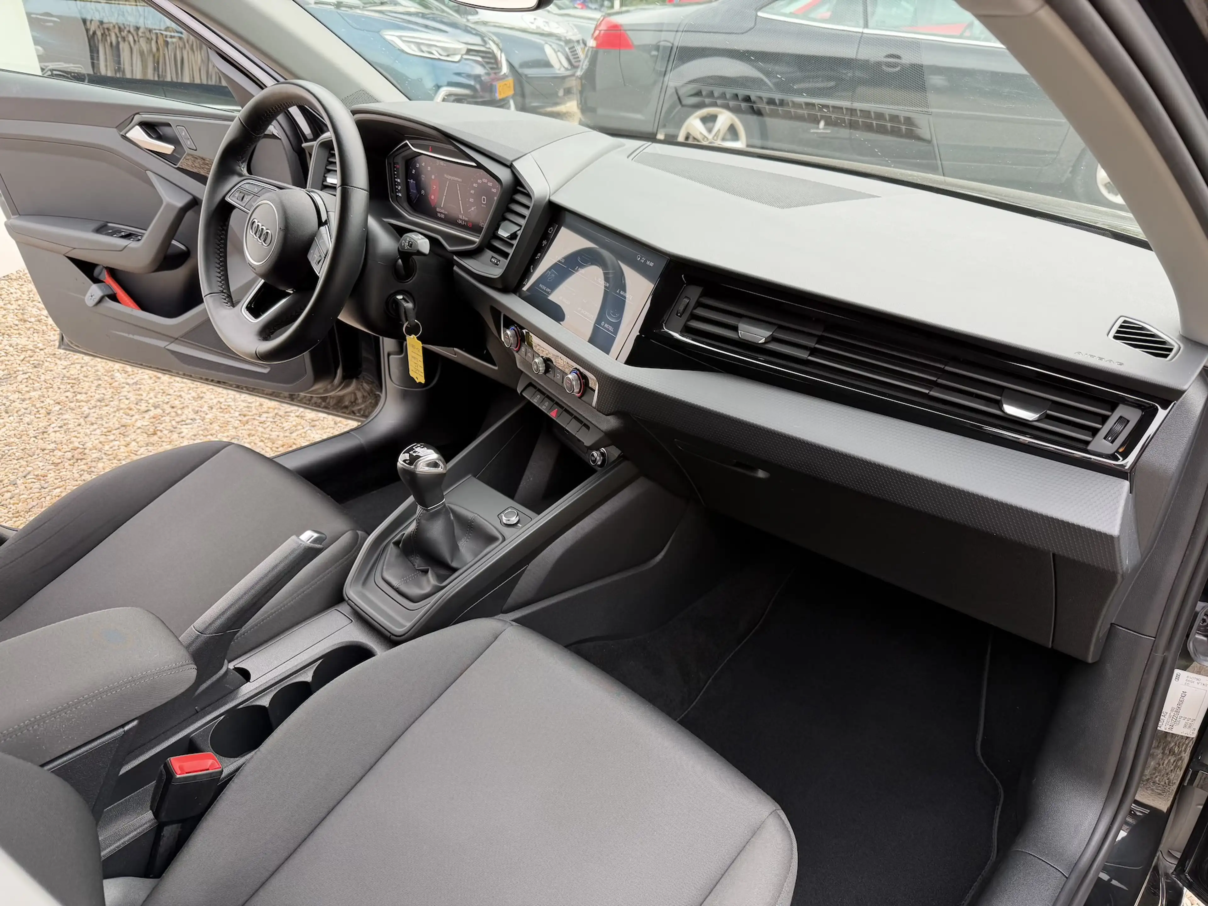 Audi A1 Sportback 25 TFSI|Virtual|A/c|CarPlay|LaneAssist — photo 10