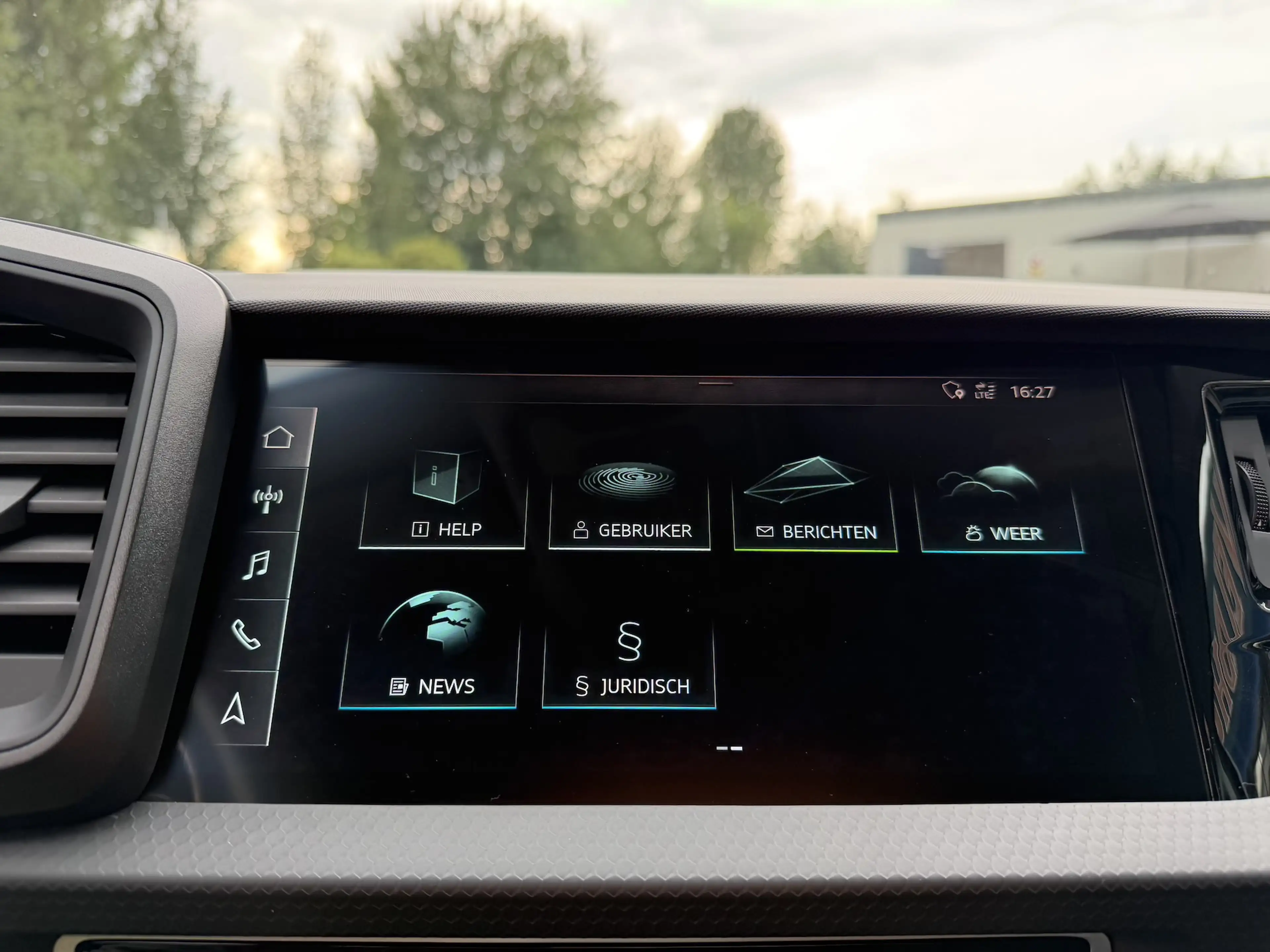 Audi A1 Sportback 25 TFSI|Virtual|A/c|CarPlay|LaneAssist — photo 23
