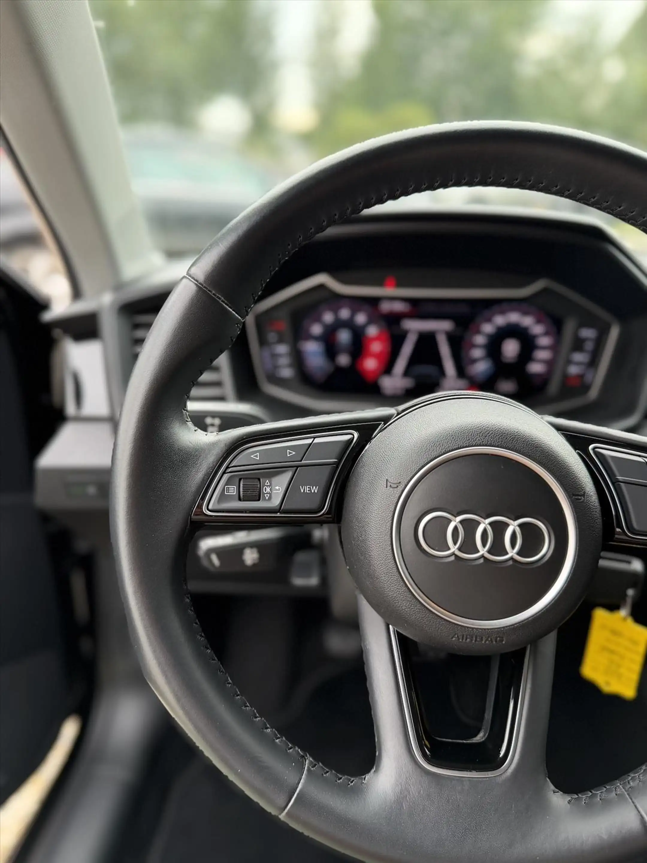Audi A1 Sportback 25 TFSI|Virtual|A/c|CarPlay|LaneAssist — photo 17