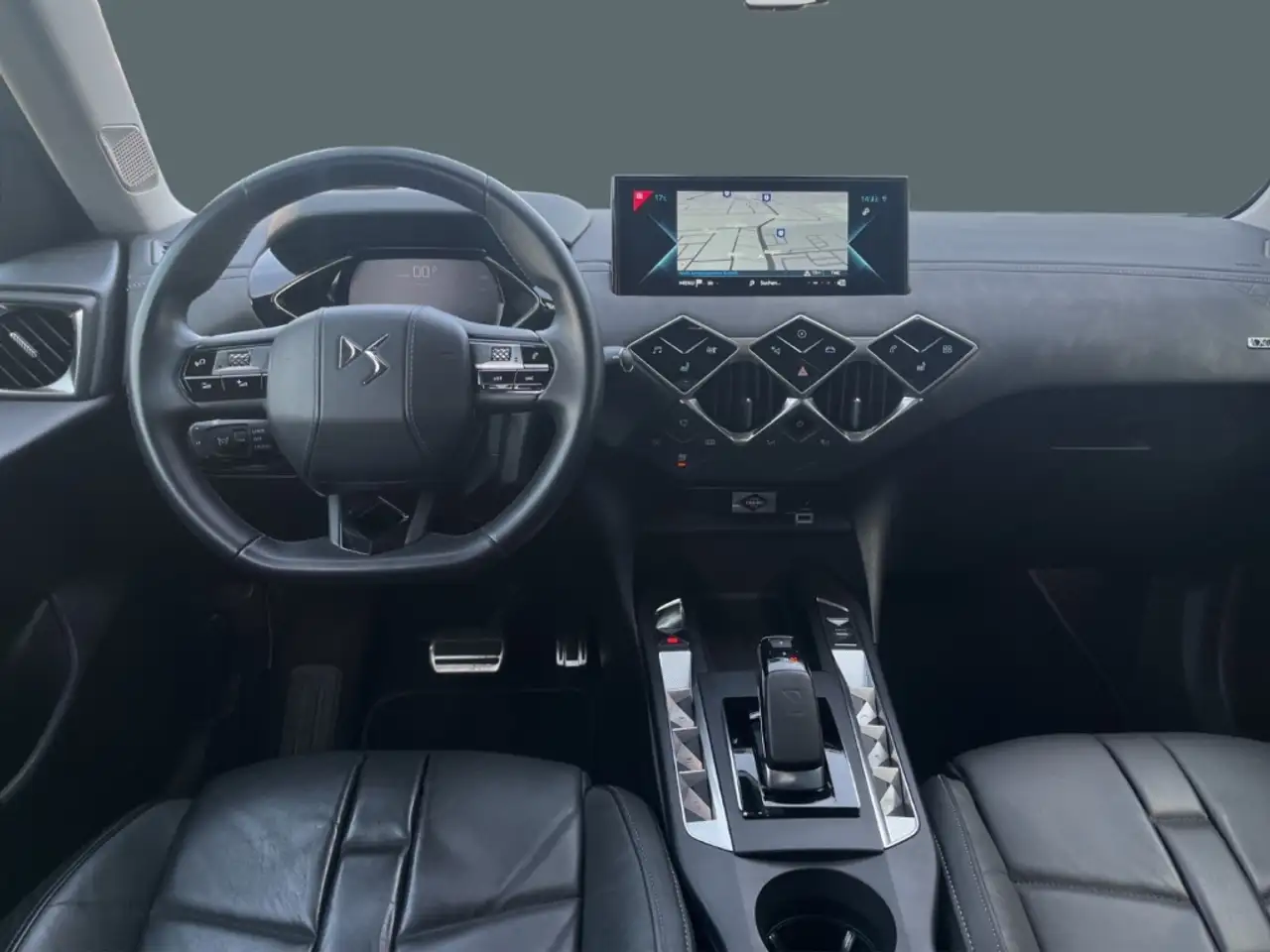 DS Automobiles DS 3 Crossback Louvre ACC LED Kamera Standheizung UVP: 51485€ 14