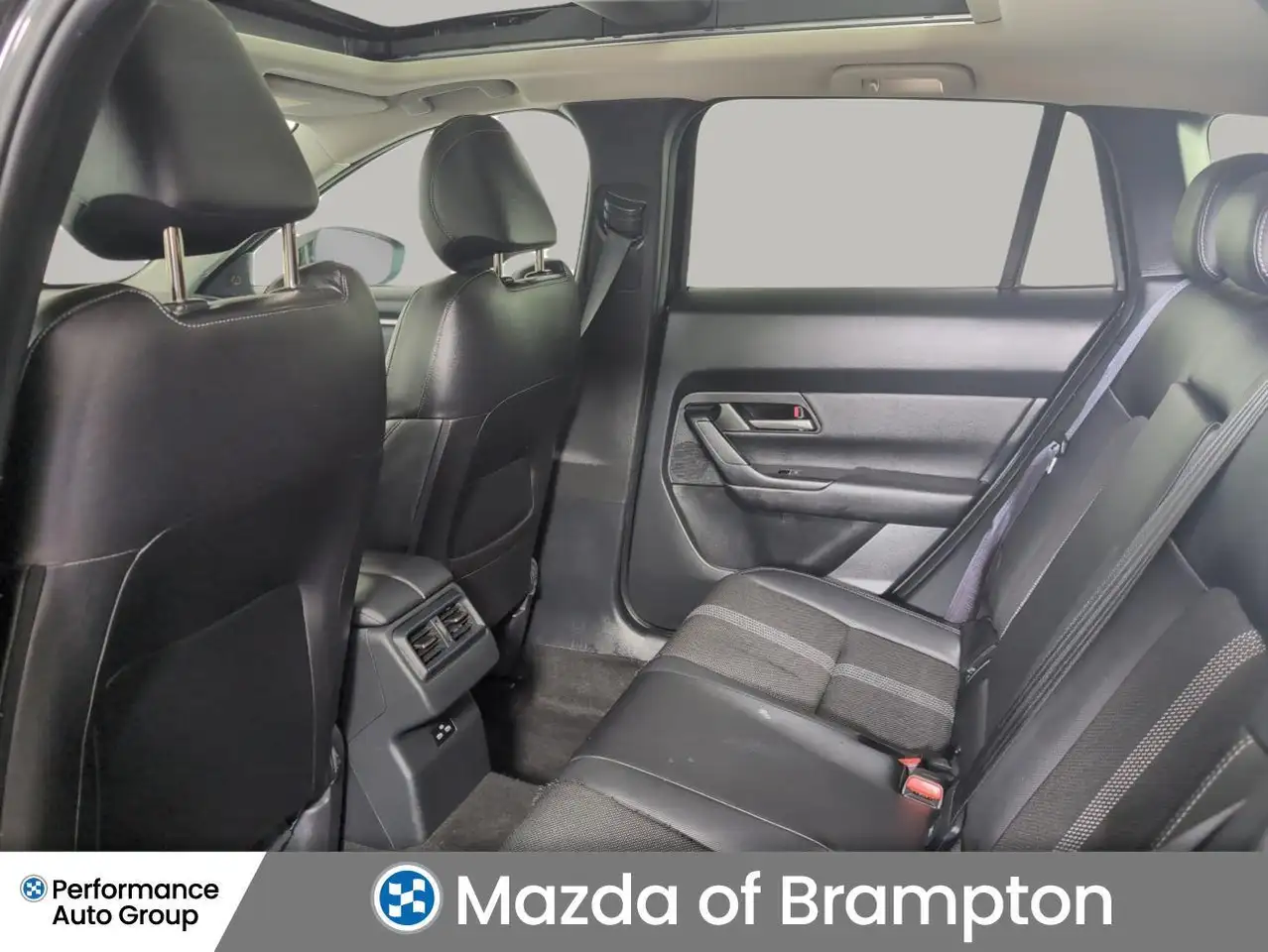 Mazda CX-50 снимка Mazda CX-50