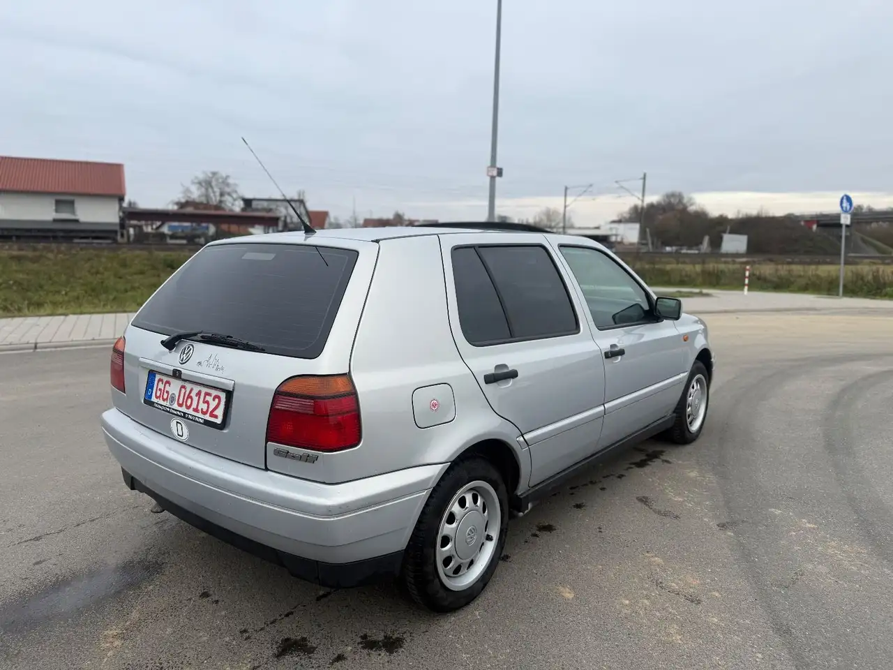 Volkswagen Golf 3 1.6 AUTOMATIK+LEDER+SCHIEBEDACH+KLIMA*, foto 7