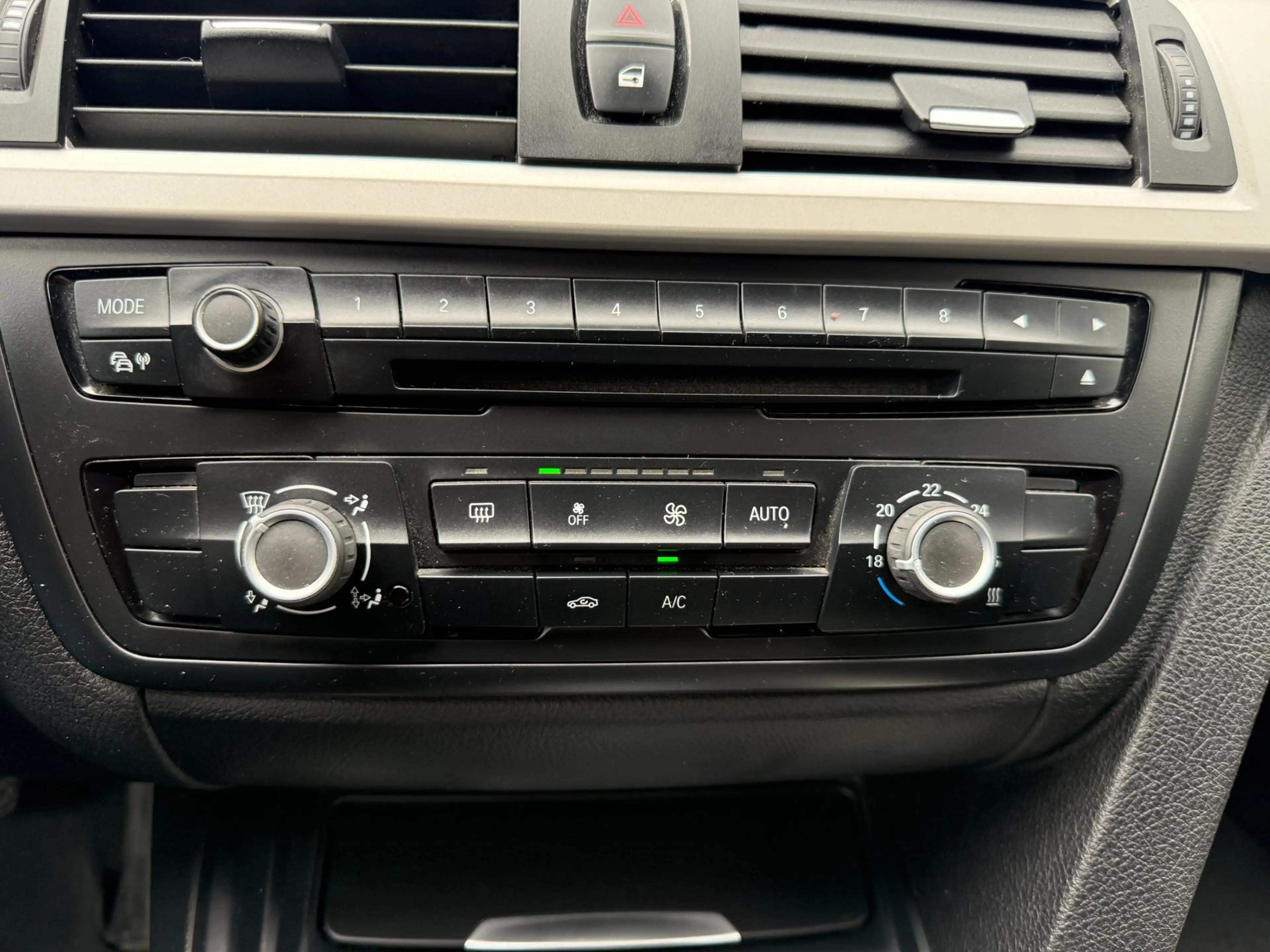 BMW 318 3-serie Touring 318d High Executive|Leder|Navi. — photo 9