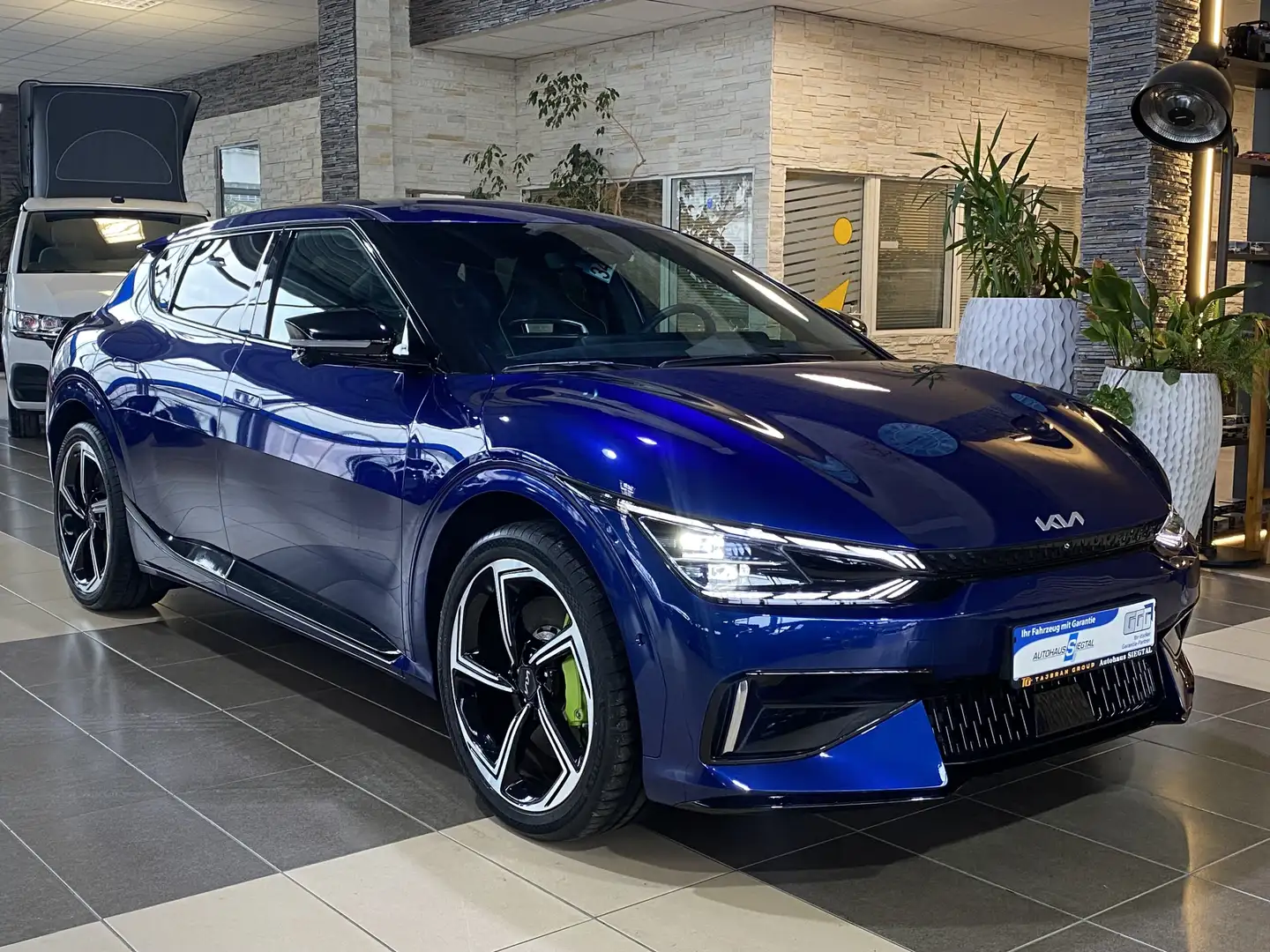 Kia EV6 4WD GT SportPaket*SHZ*LED*Navi*R.Cam*HUD*ACC Blau - 1