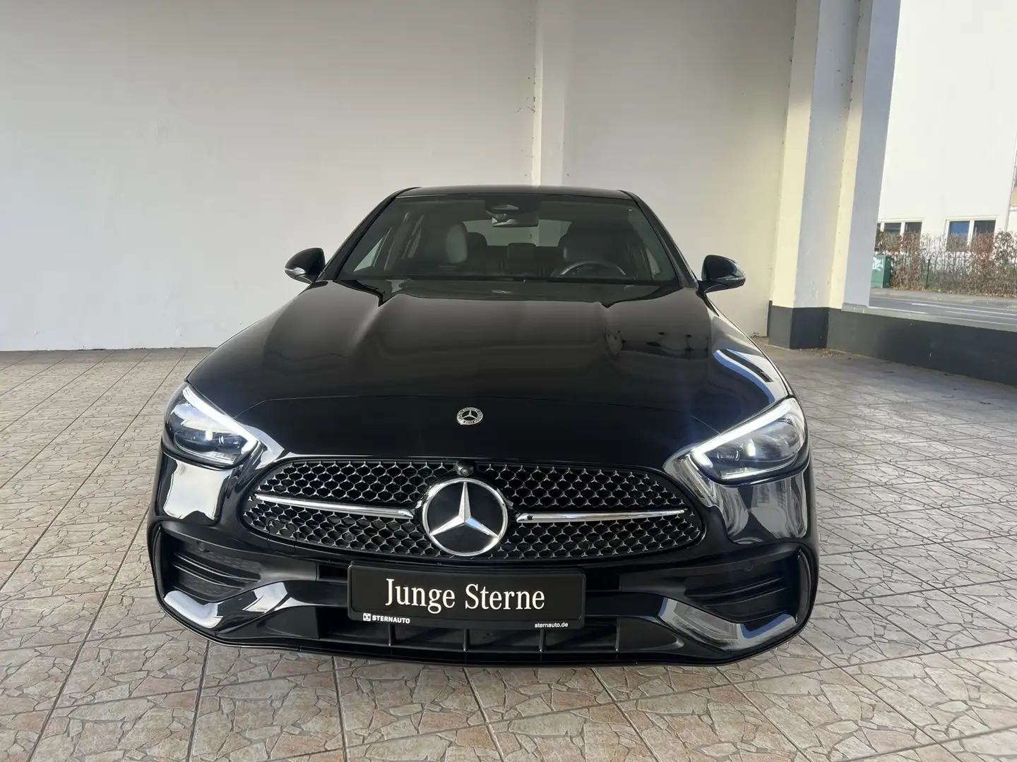 Mercedes-Benz C 180 C 180 AMG Line/Navi/Pano.-Dach/Distronic/Kamera Schwarz - 2