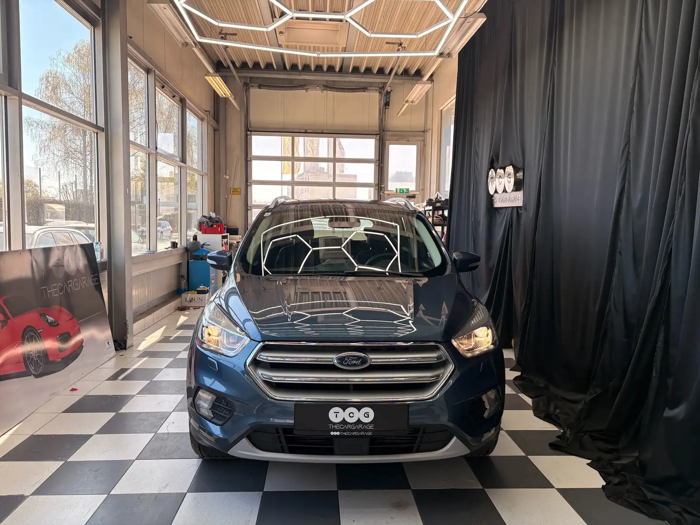 Ford Kuga Titanium - 2