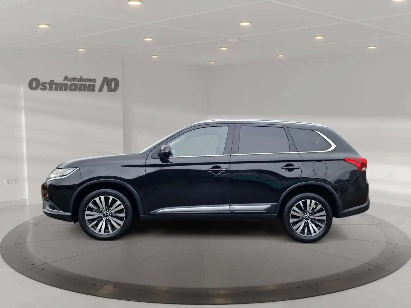 Mitsubishi Outlander 2.0 MIVEC Diamant Edition GRA NAVI SHZ Schwarz - 2