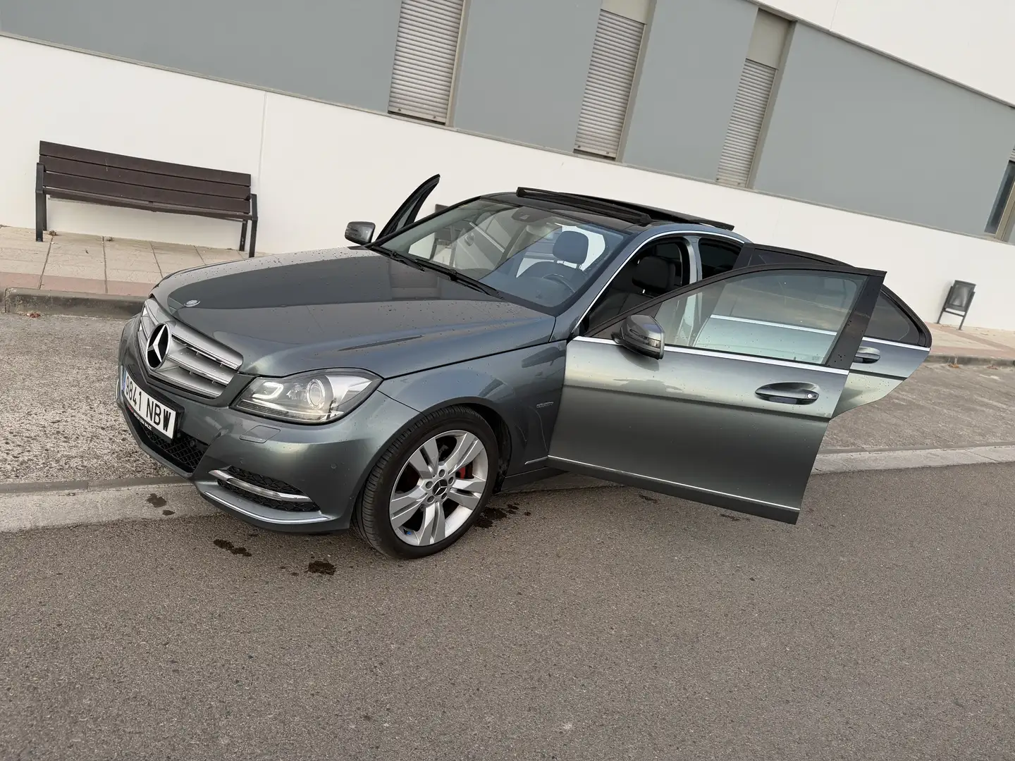 Mercedes-Benz C 220 220CDI BE Edition Avantgarde - 2