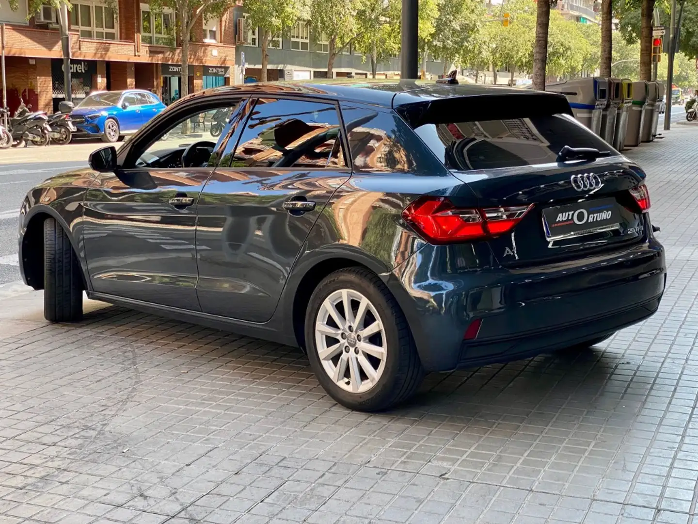 Audi A1 Sportback 25 TFSI Grigio - 2