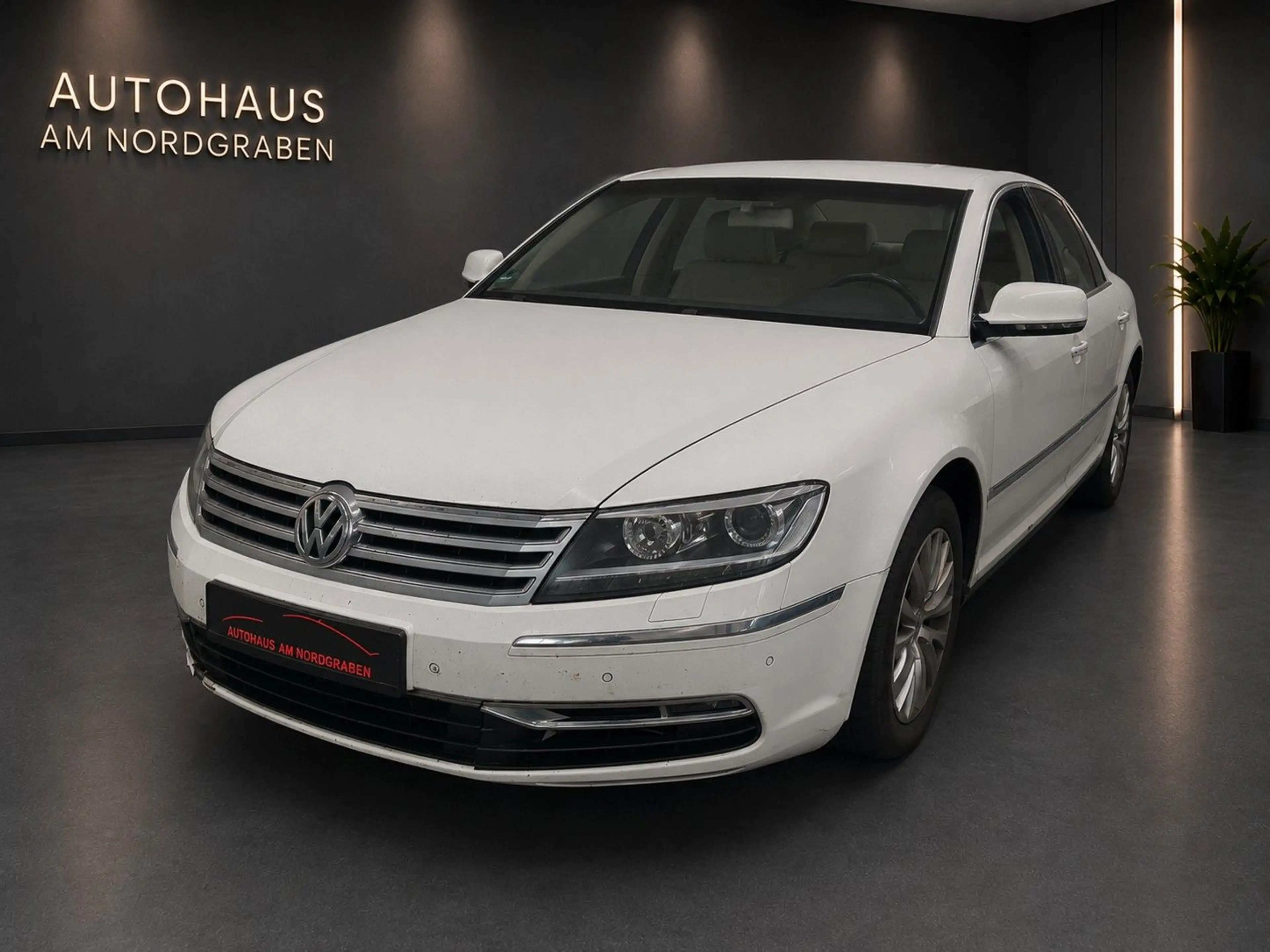 Volkswagen Phaeton V6 TDI 5-Sitzer 4Motion — photo 2