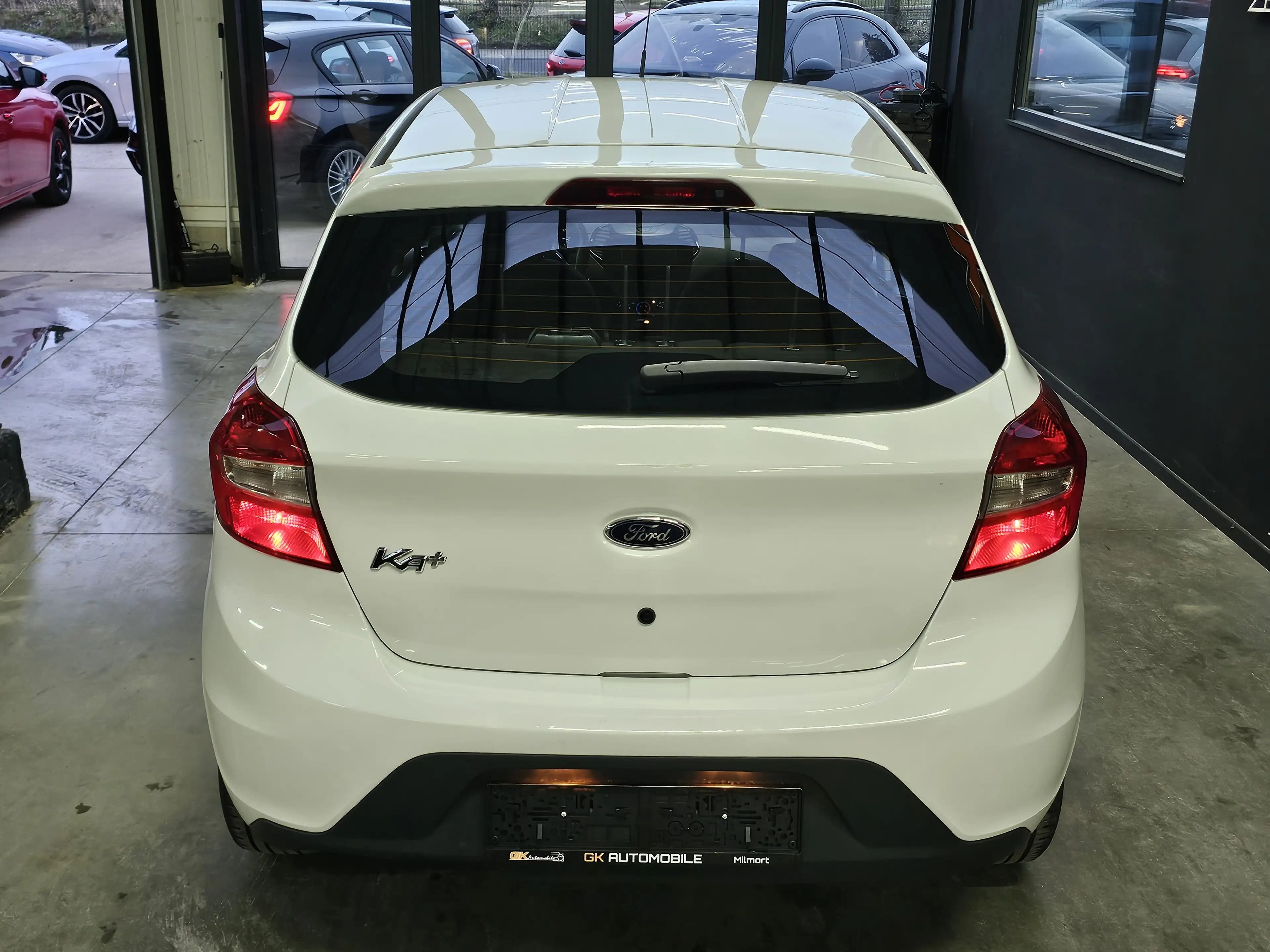 Ford Ka/Ka+ 1.2i Essential // 5p // Clim // Bluetooth — photo 11