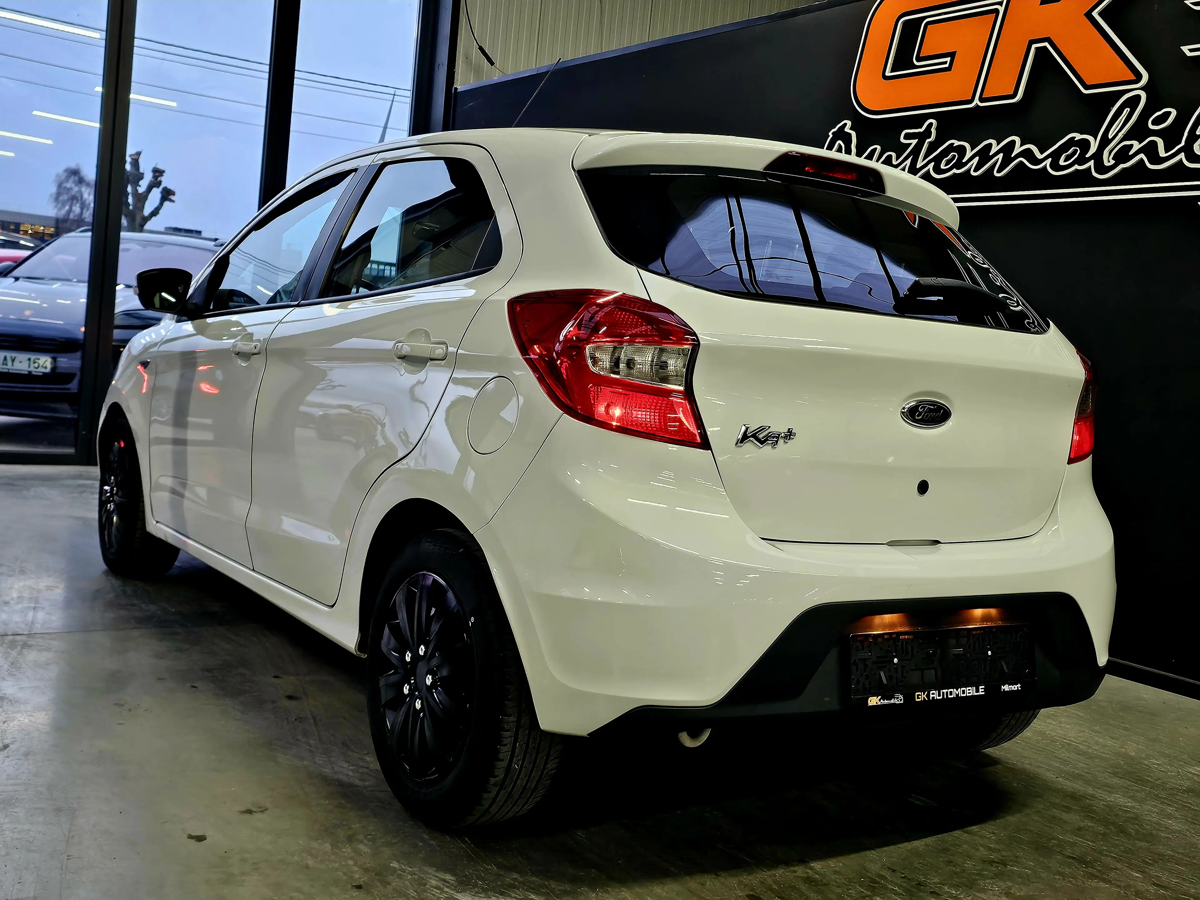 Ford Ka/Ka+ 1.2i Essential // 5p // Clim // Bluetooth — photo 4