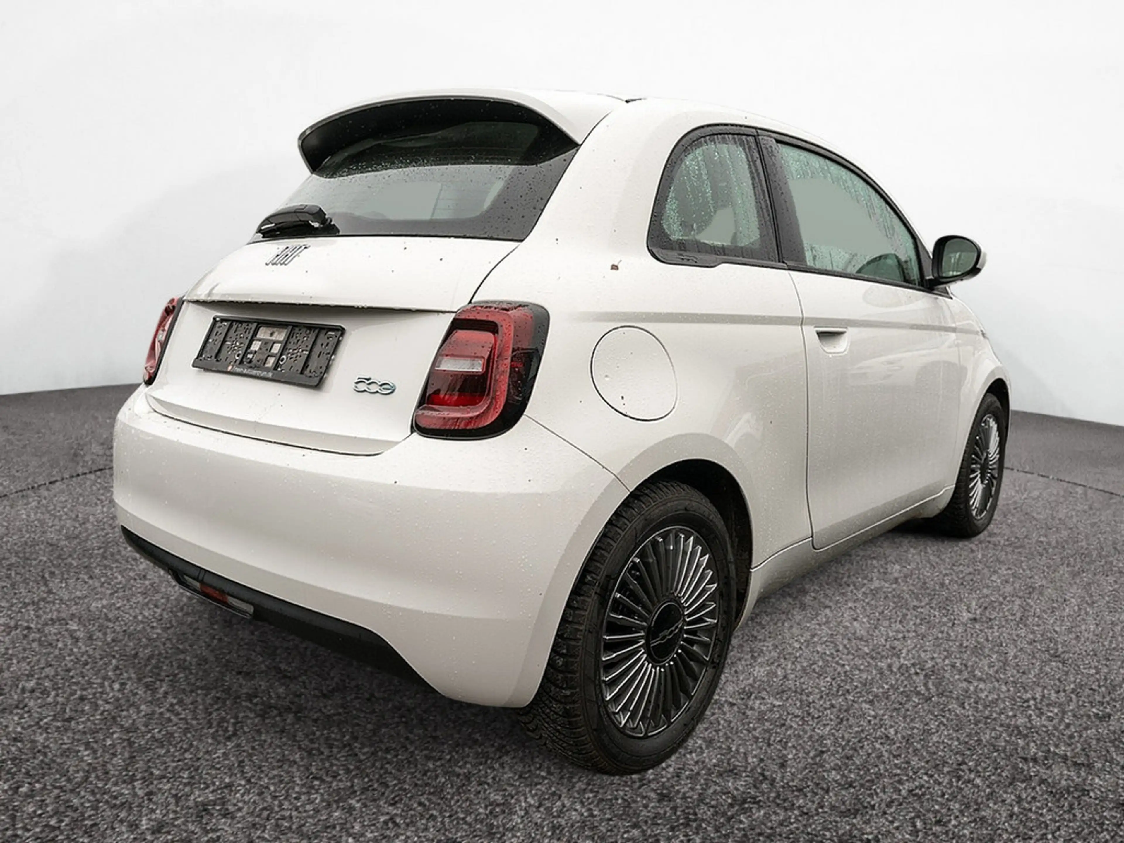 Fiat 500e Base 42kWh - CarPlay, Klimaautomatik, uv — photo 4