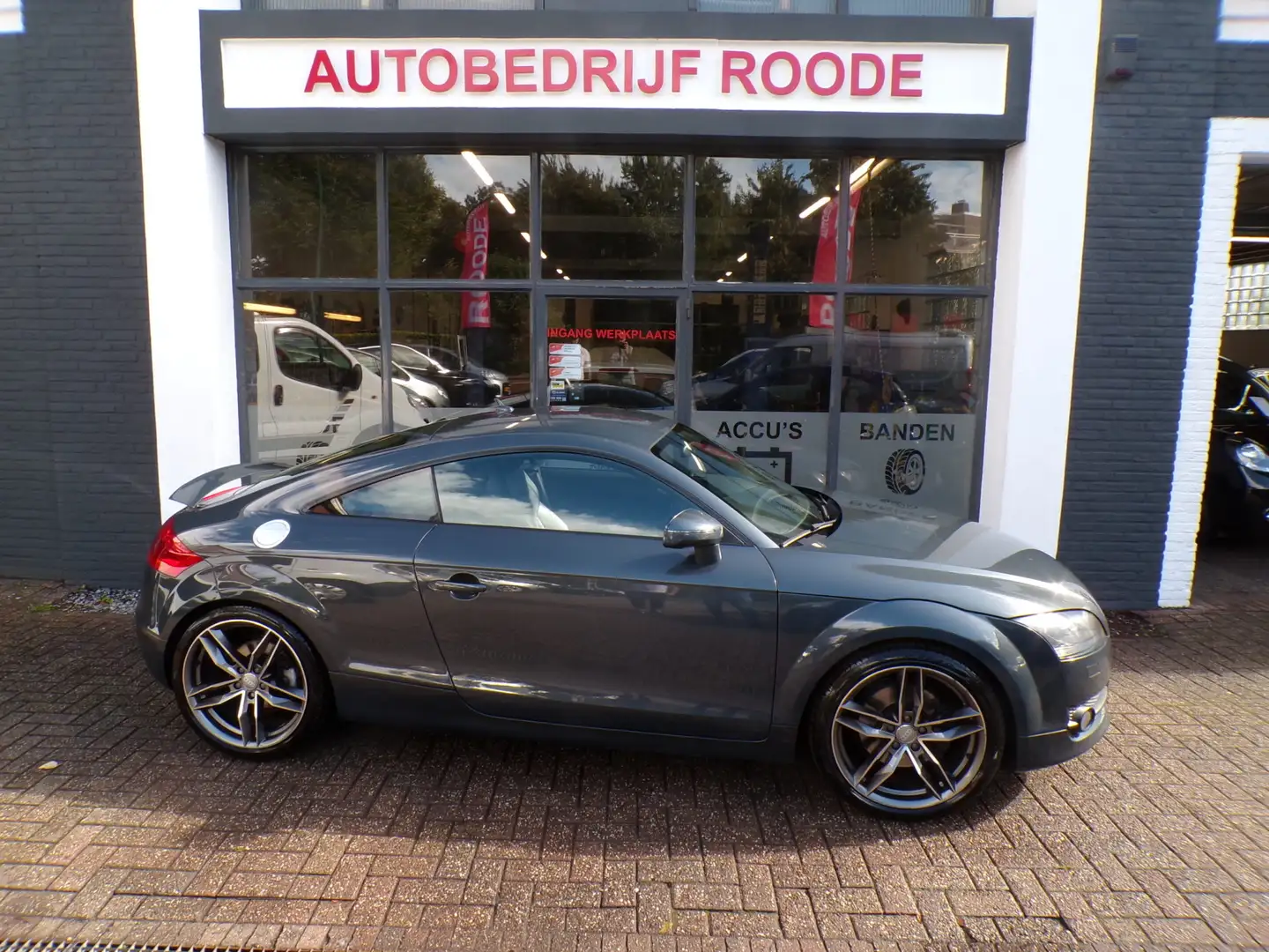 Audi TT 1.8 TFSI Pro Line NIEUWE APK,GOED ONDERHOUDEN! Gris - 1