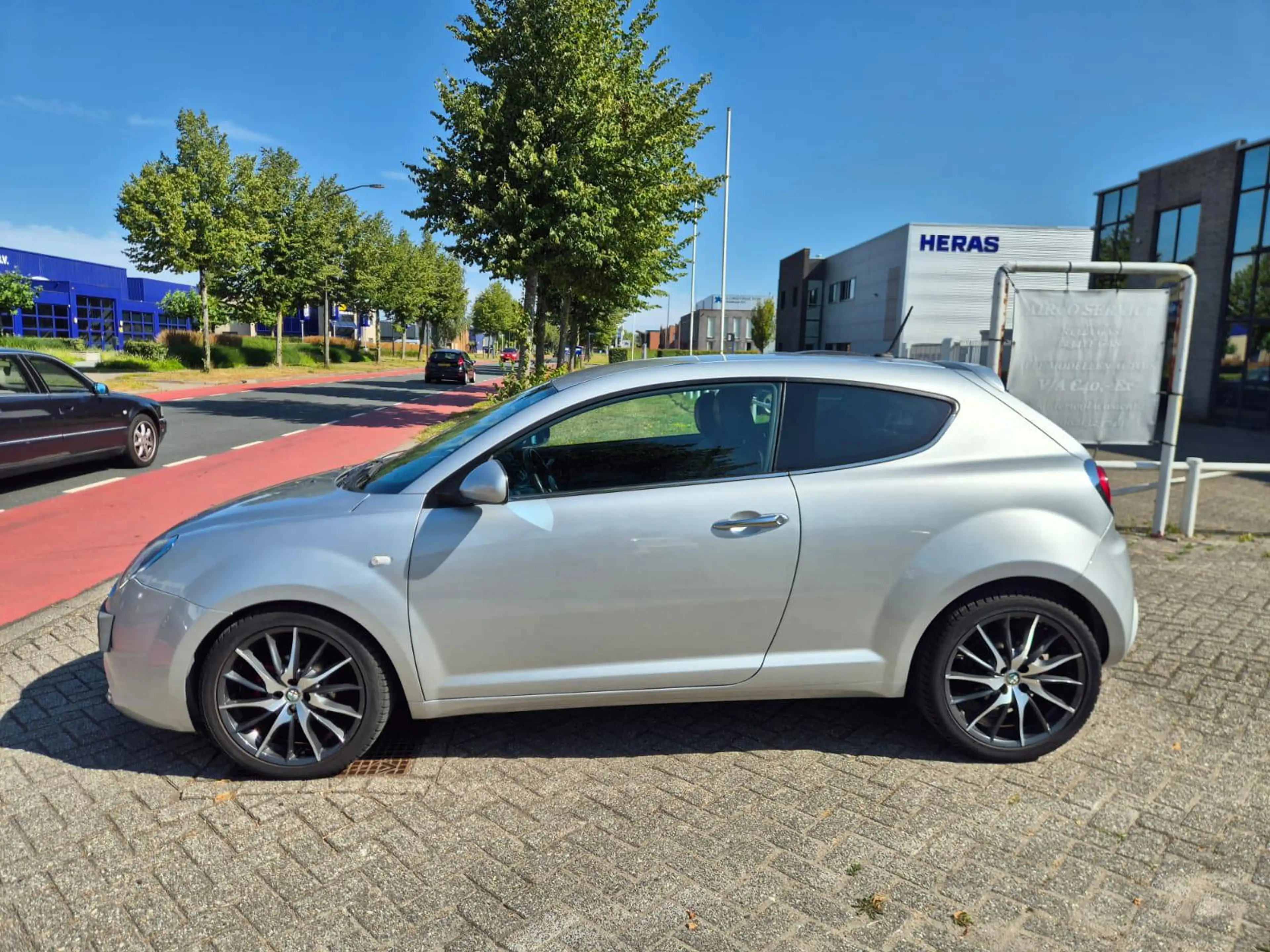 Alfa Romeo MiTo 0.9 TwinAir Esclusivo Airco! Trekhaak! Nap! Pdc! D — photo 2