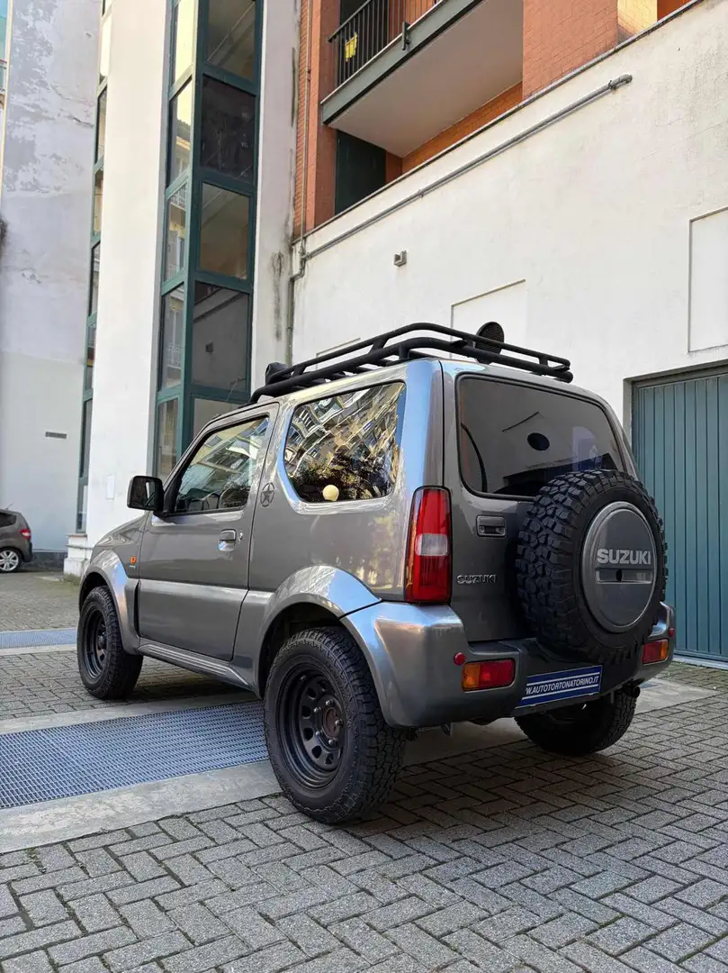 Suzuki Jimny 1.5 DDiS cat 4WD JLX Grijs - 2
