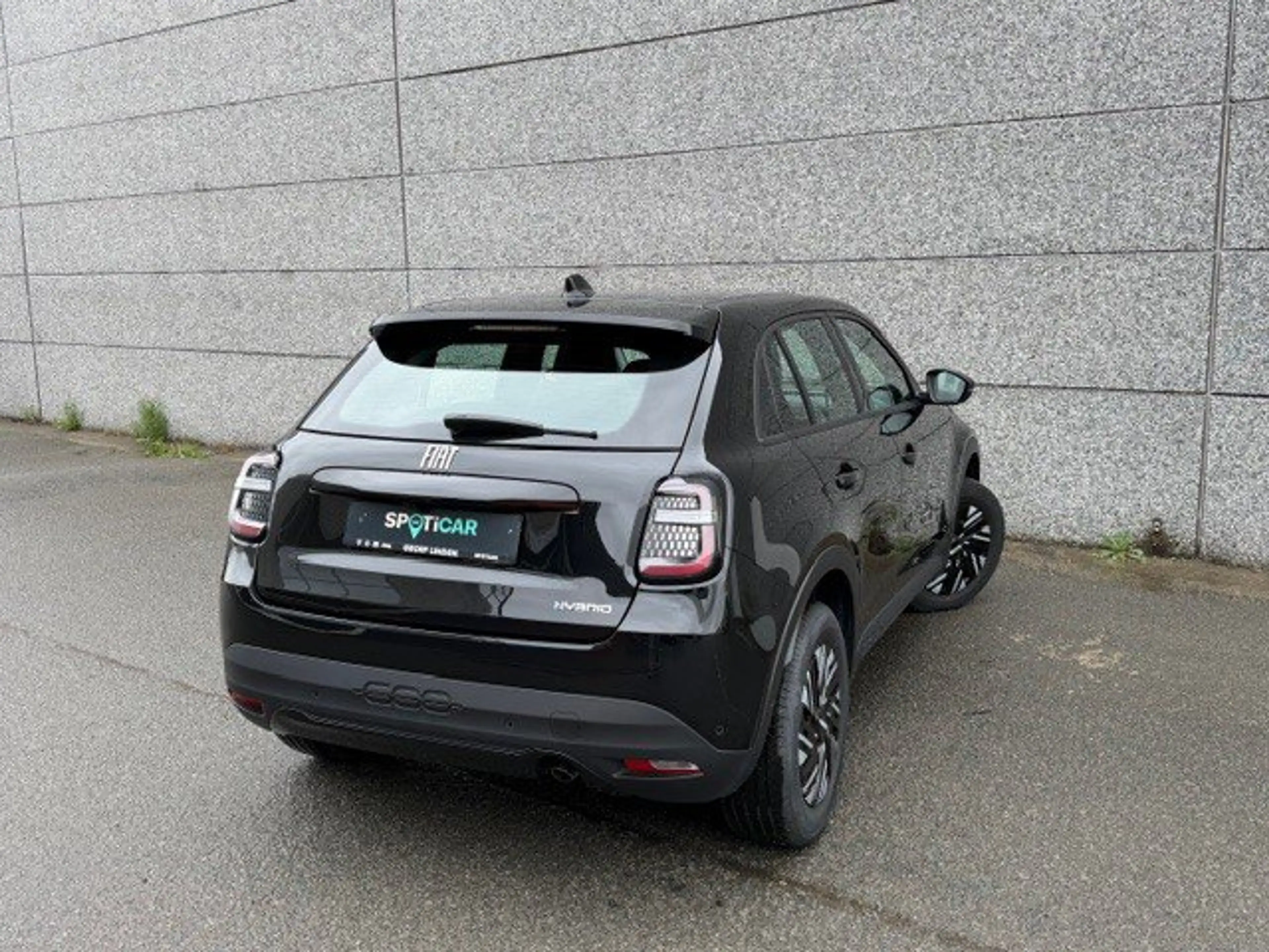 Fiat 600 *GPS*CAMERA*KEY LESS GO* Hybrid 100 PK — photo 3