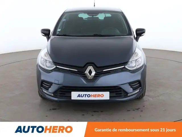 Renault Clio view 9
