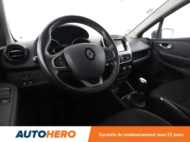 Renault Clio view 11